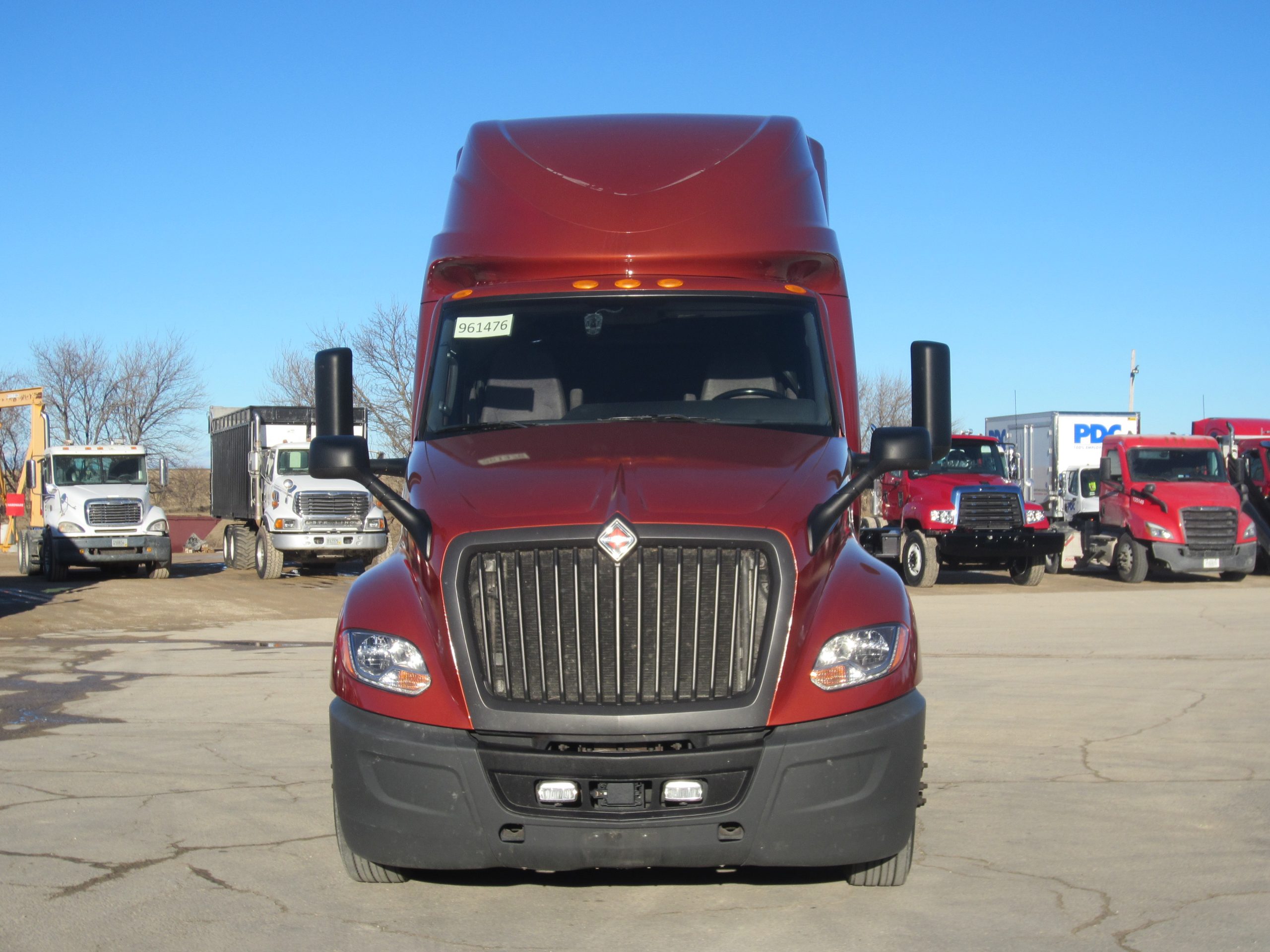 2023 International LT625 2023 International LT625 - image 2 of 6