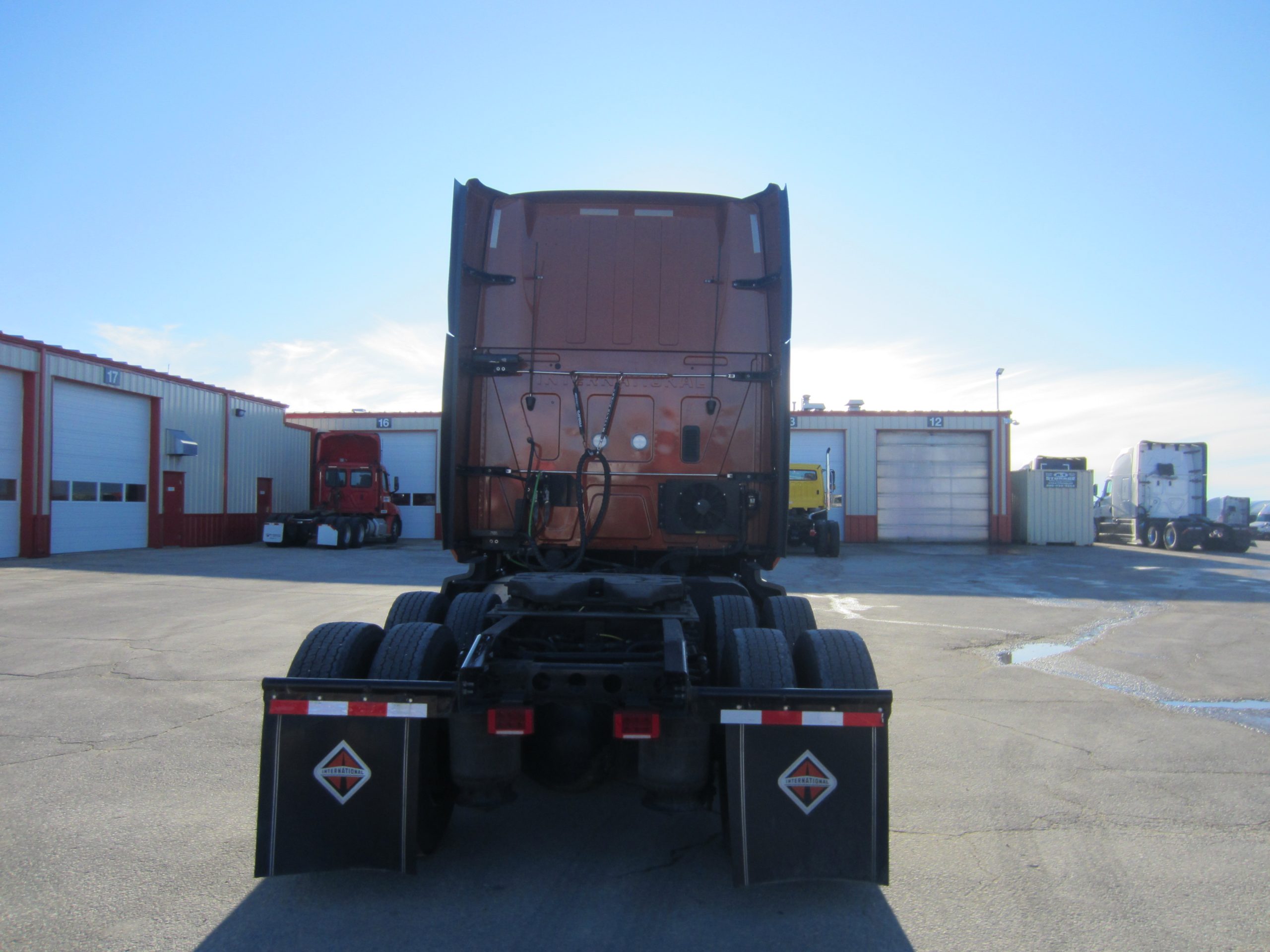 2023 International LT625 2023 International LT625 - image 4 of 6