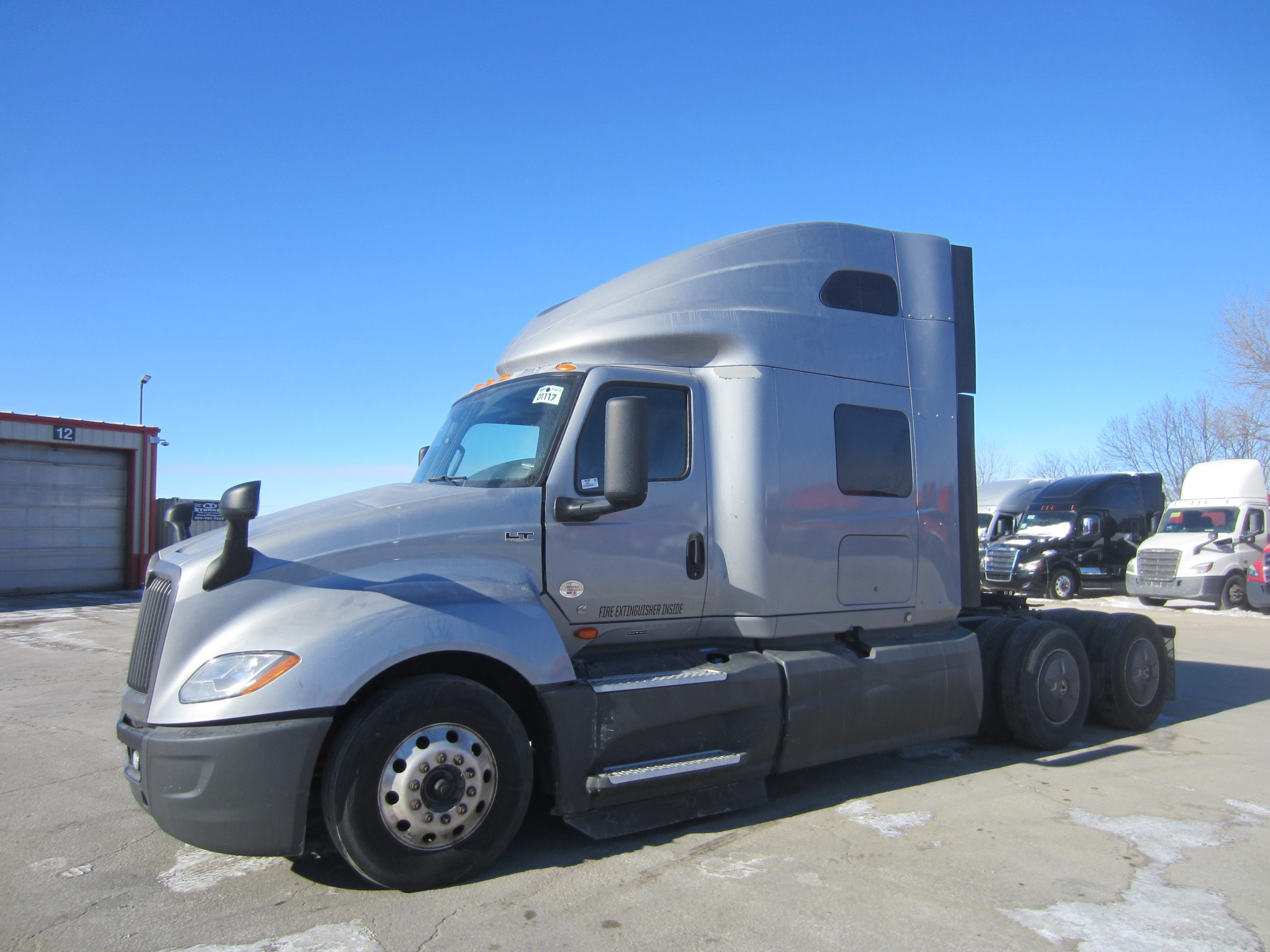 2022 International LT625 2022 International LT625 - image 1 of 6