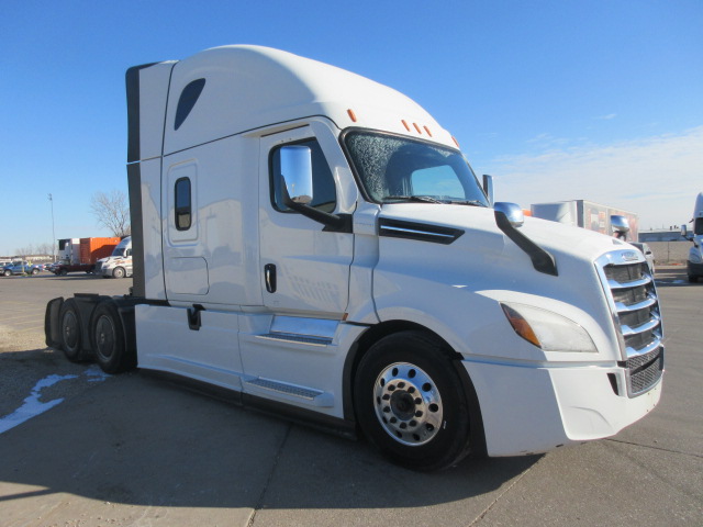 2023 Freightliner PT126SLP 2023 Freightliner PT126SLP - image 3 of 6