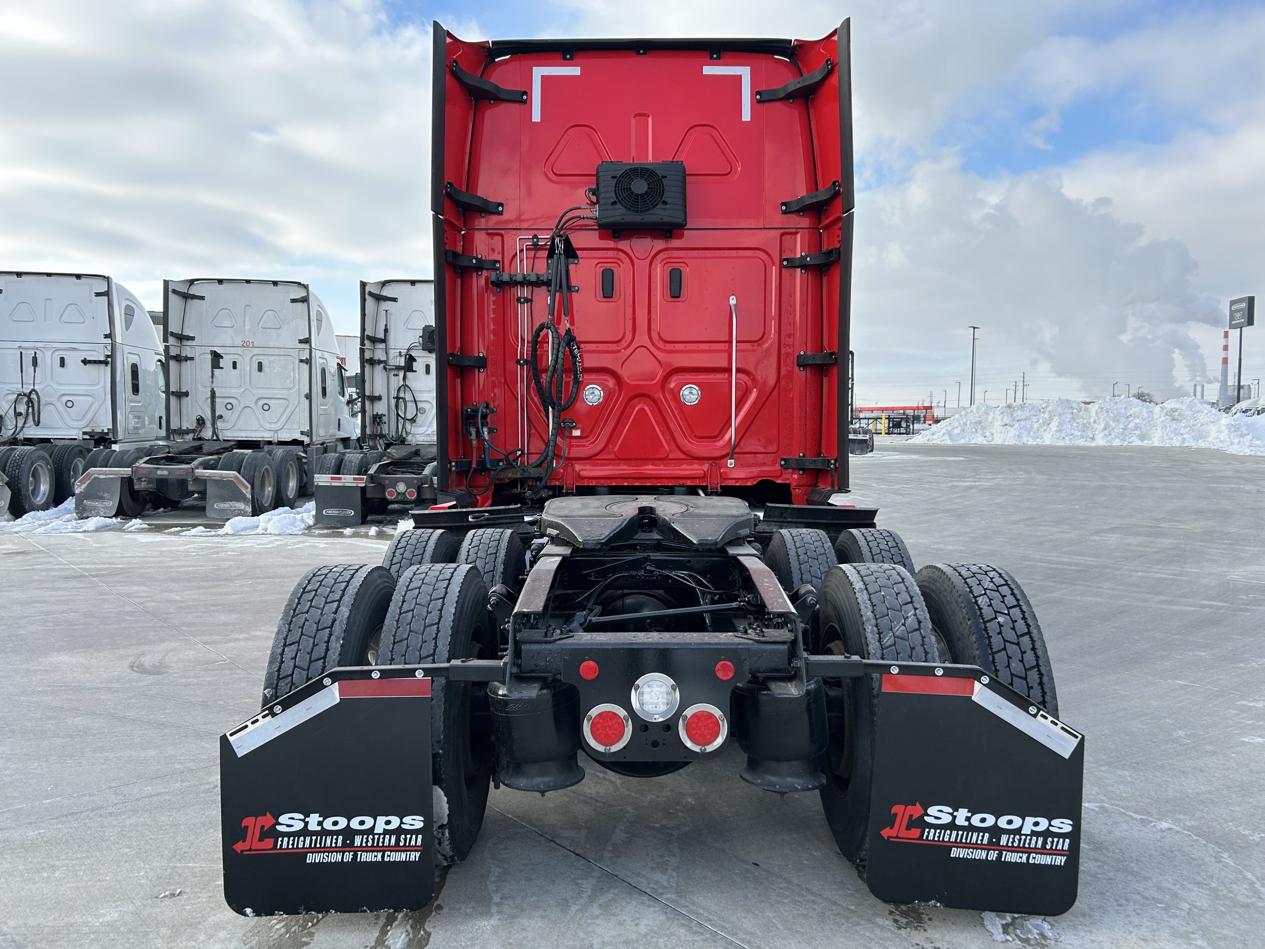 2022 Freightliner PT126 2022 Freightliner PT126 - image 4 of 6