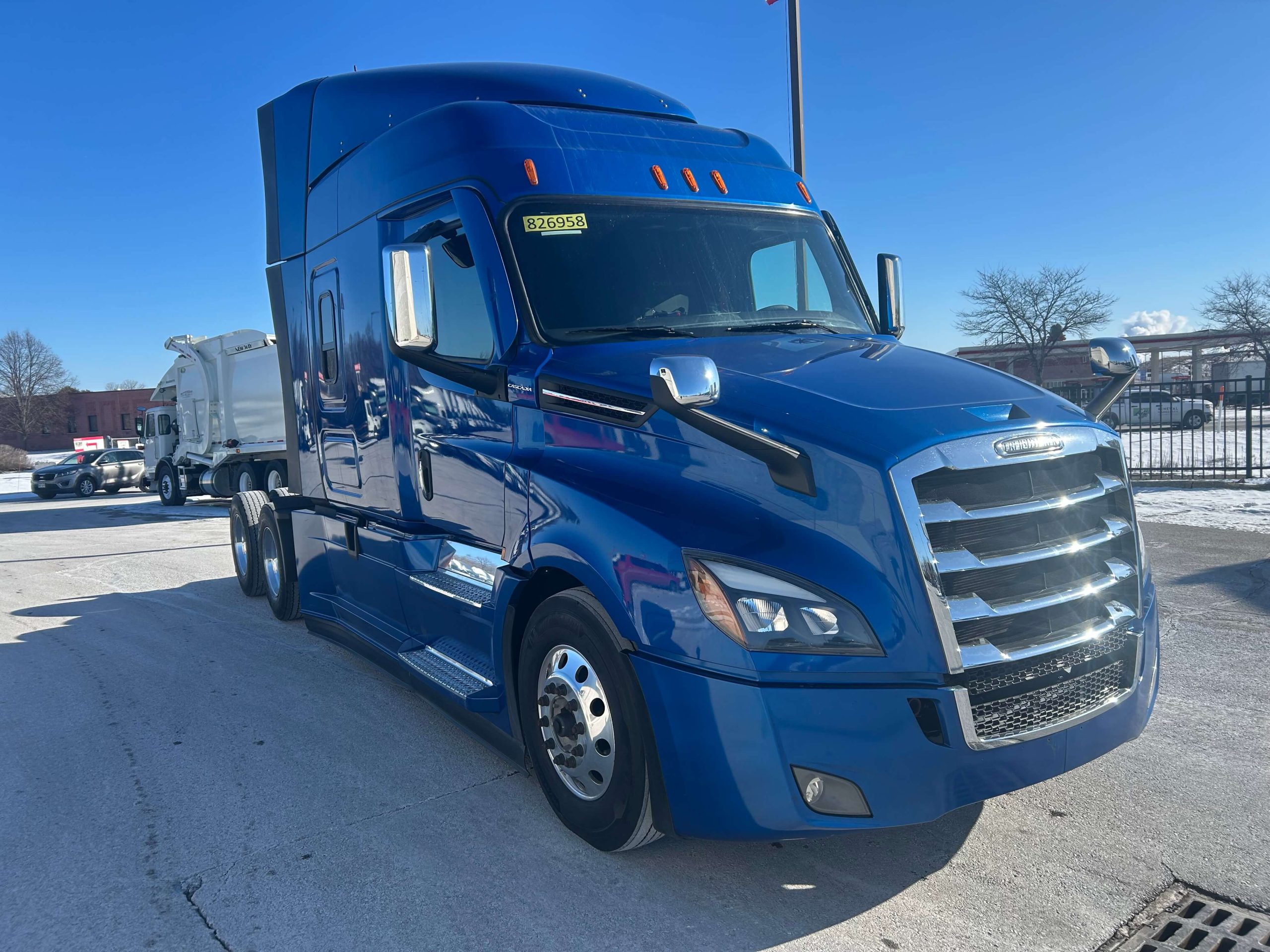 2024 Freightliner PT126SLP 2024 Freightliner PT126SLP - image 3 of 6