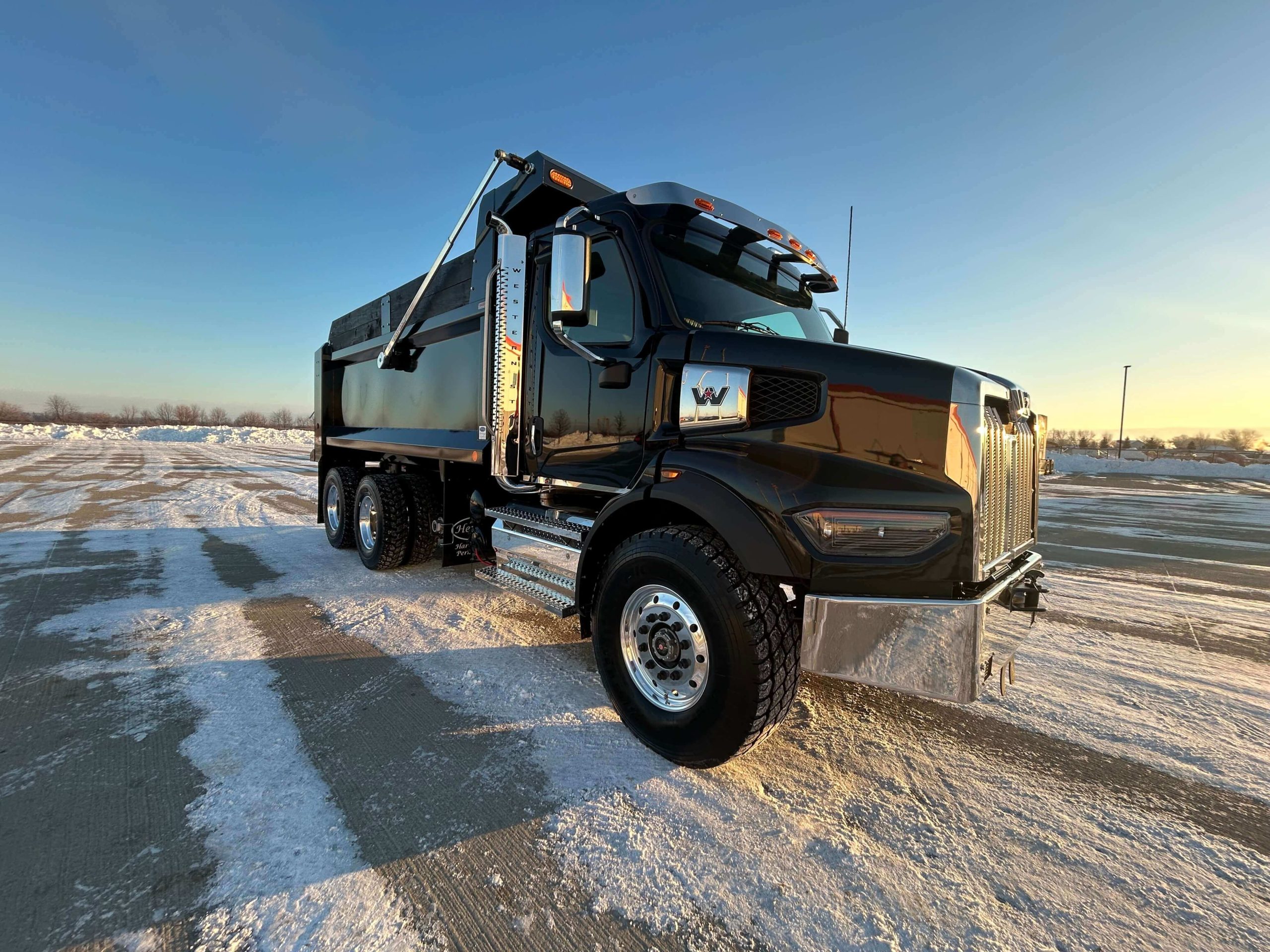 2026 Western Star 47X 2026 Western Star 47X - image 3 of 6