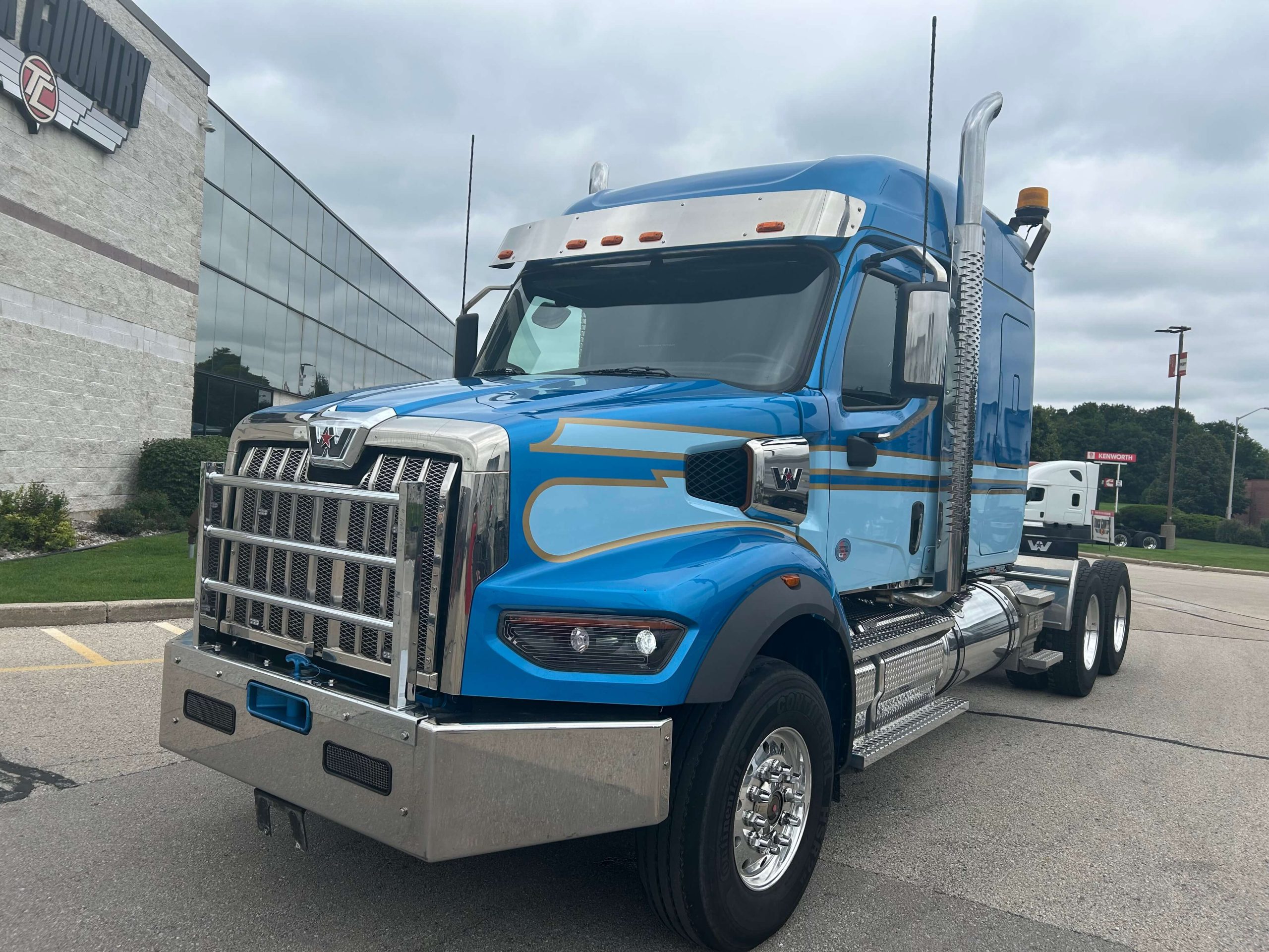 2024 Western Star 49X 2024 Western Star 49X - image 1 of 6