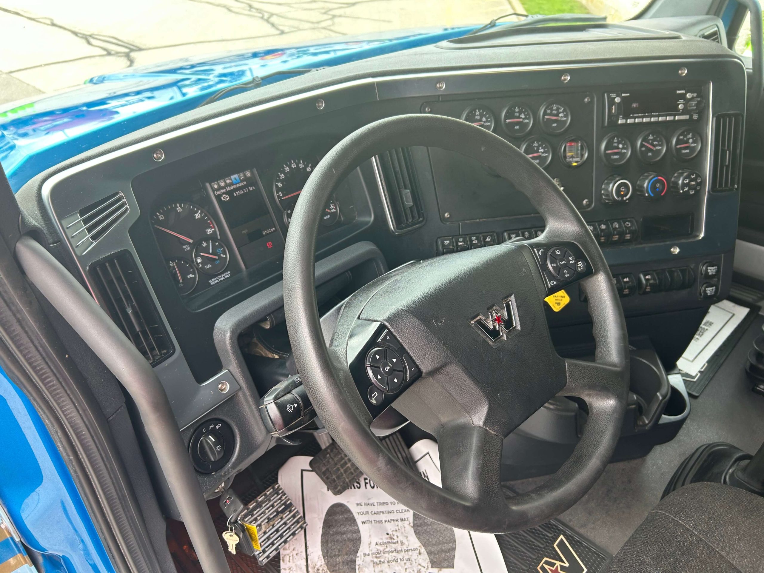 2024 Western Star 49X 2024 Western Star 49X - image 6 of 6