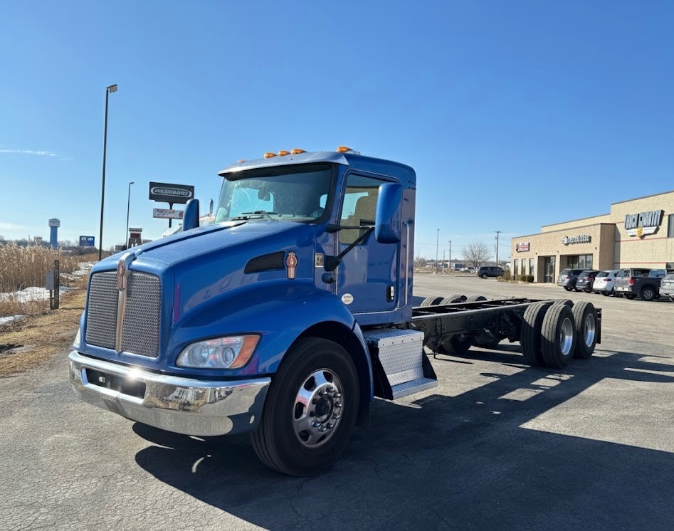 2019 Kenworth T370 2019 Kenworth T370 - image 1 of 1