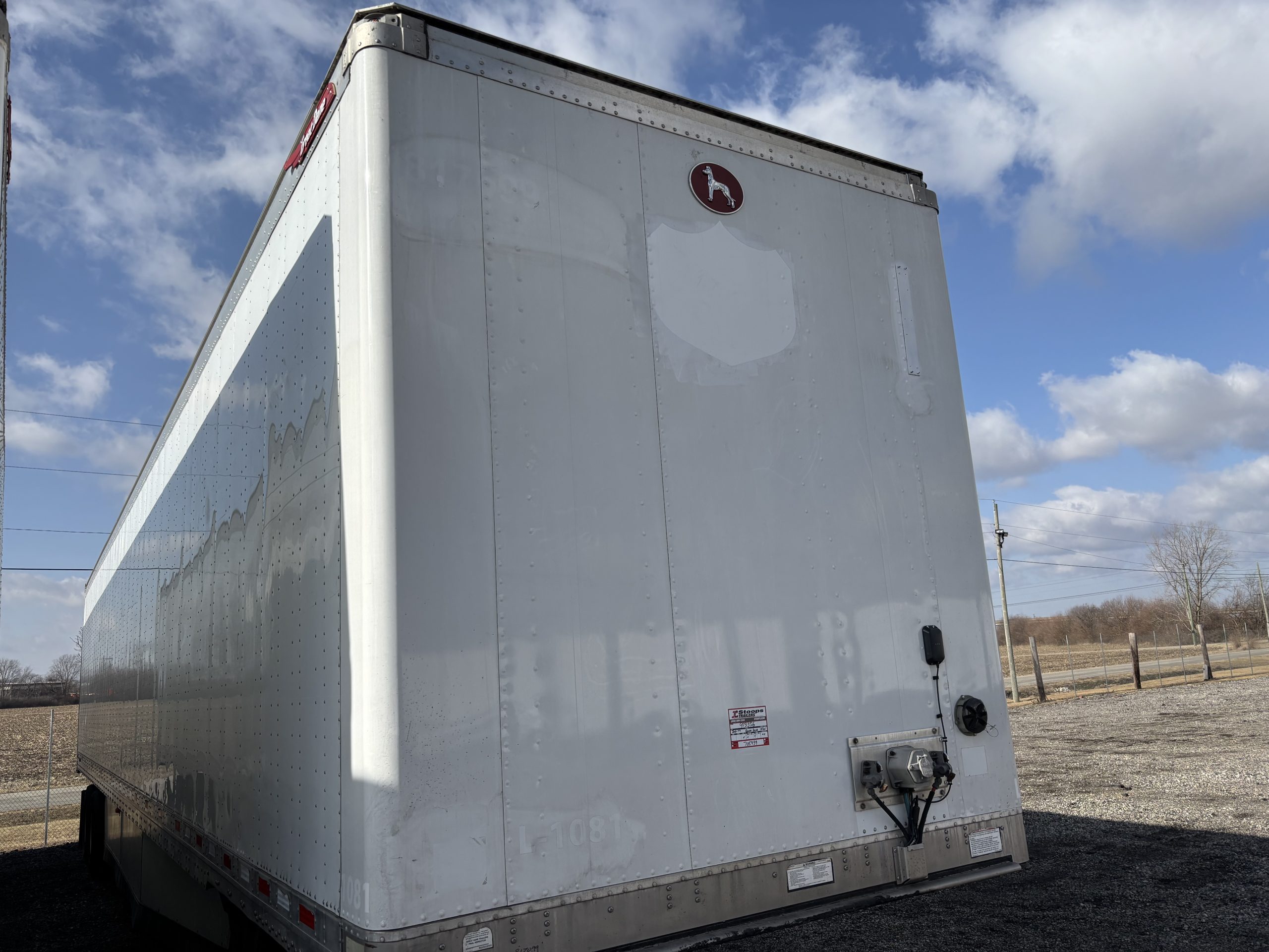 2017 Great Dane COMPOSITE 2017 Great Dane COMPOSITE - image 3 of 6