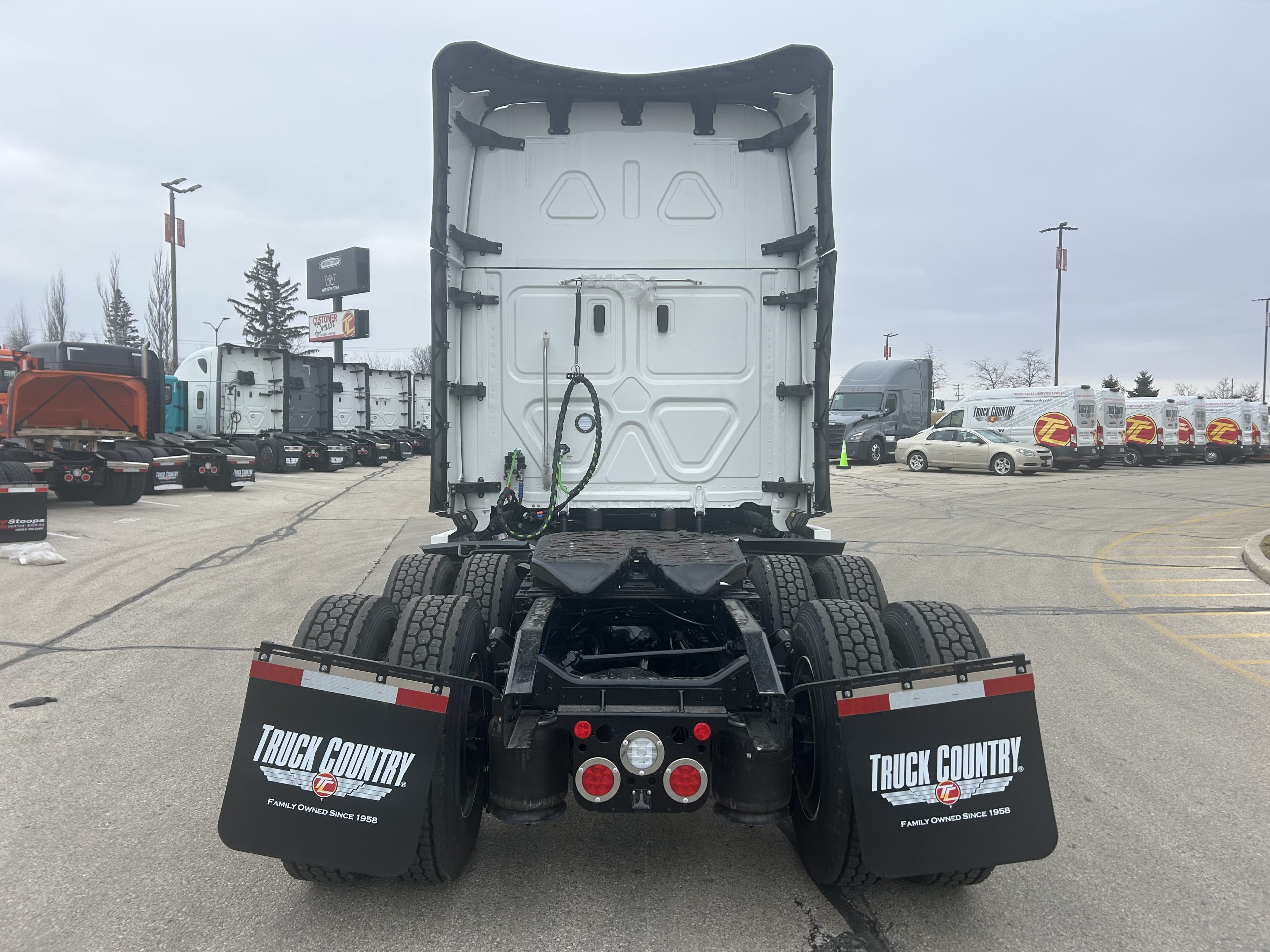 2027 Freightliner PT126SLP 2027 Freightliner PT126SLP - image 6 of 6
