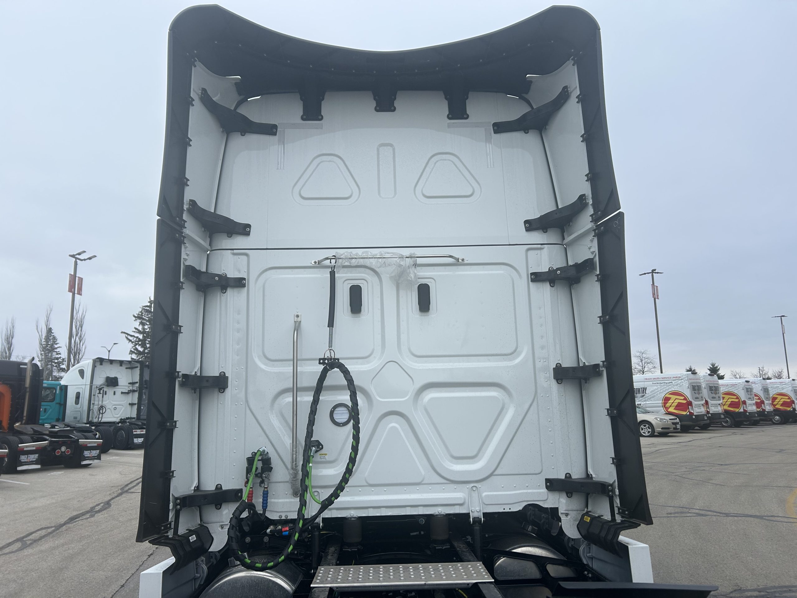 2027 Freightliner PT126SLP 2027 Freightliner PT126SLP - image 5 of 6