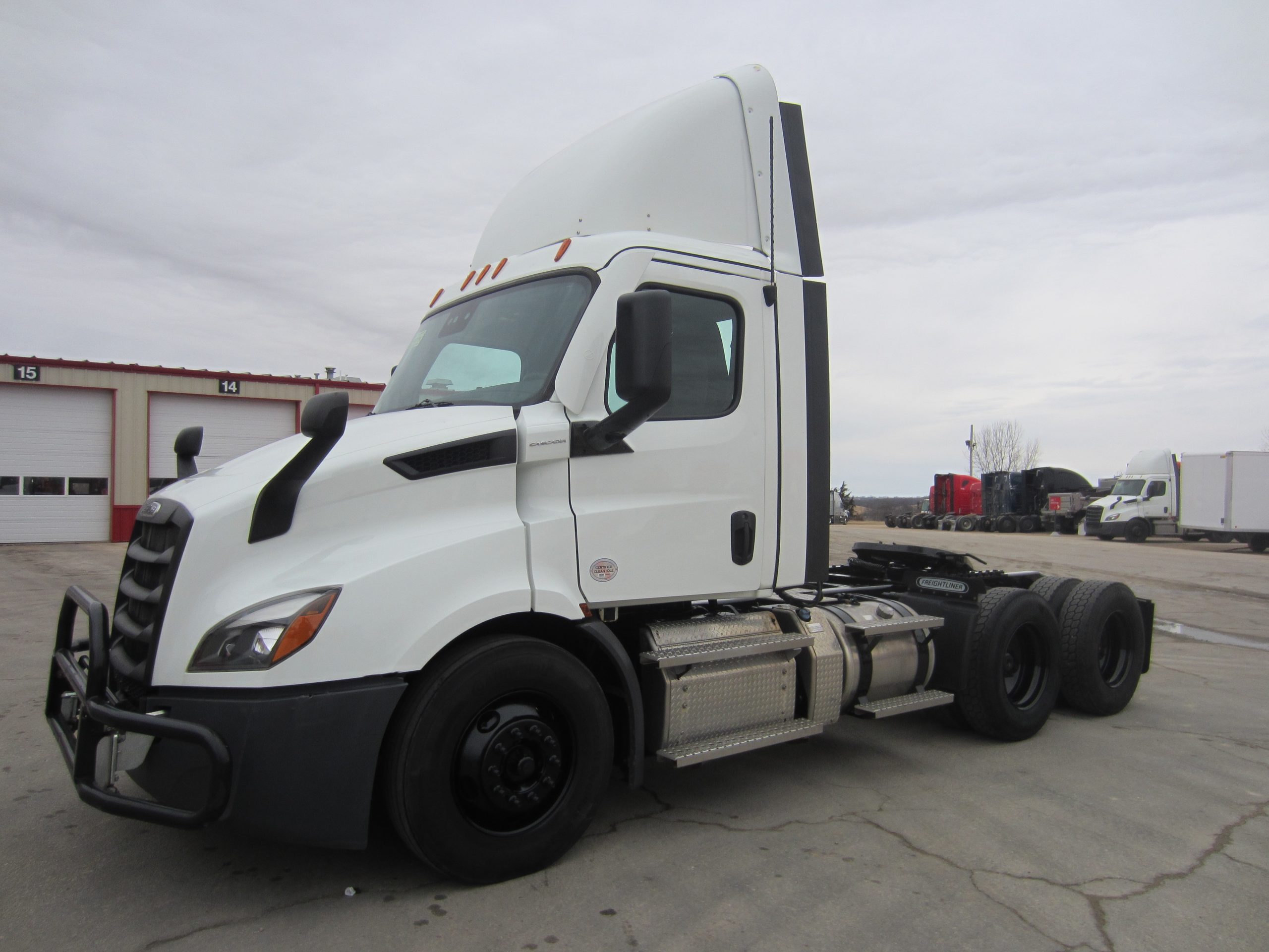 2021 Freightliner PE116DC 2021 Freightliner PE116DC - image 1 of 6