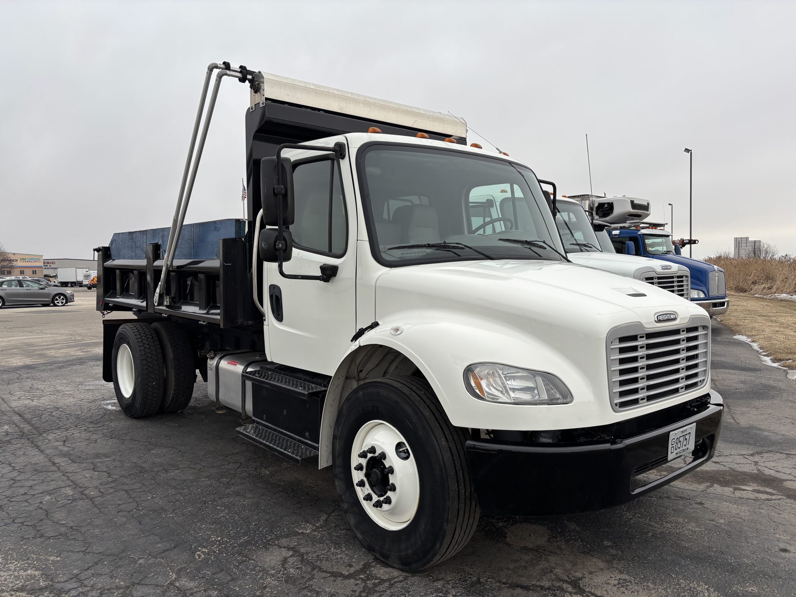 2015 Freightliner M2 106 2015 Freightliner M2 106 - image 3 of 6
