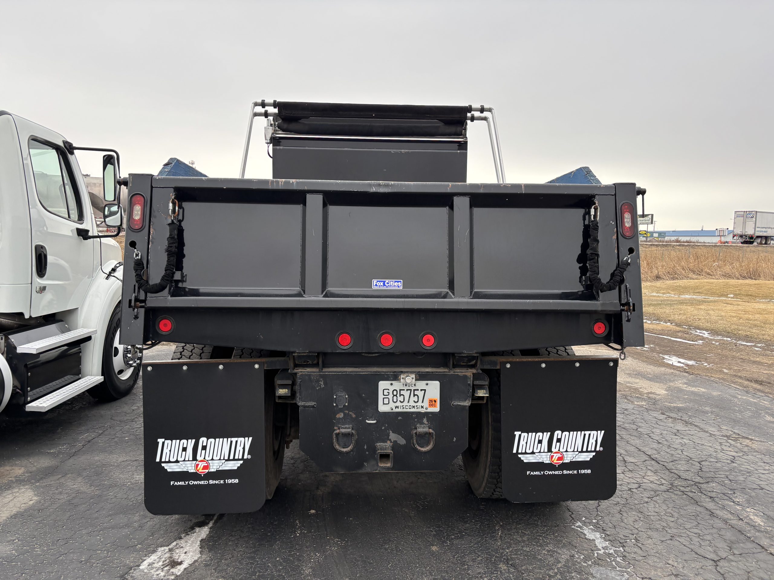 2015 Freightliner M2 106 2015 Freightliner M2 106 - image 4 of 6