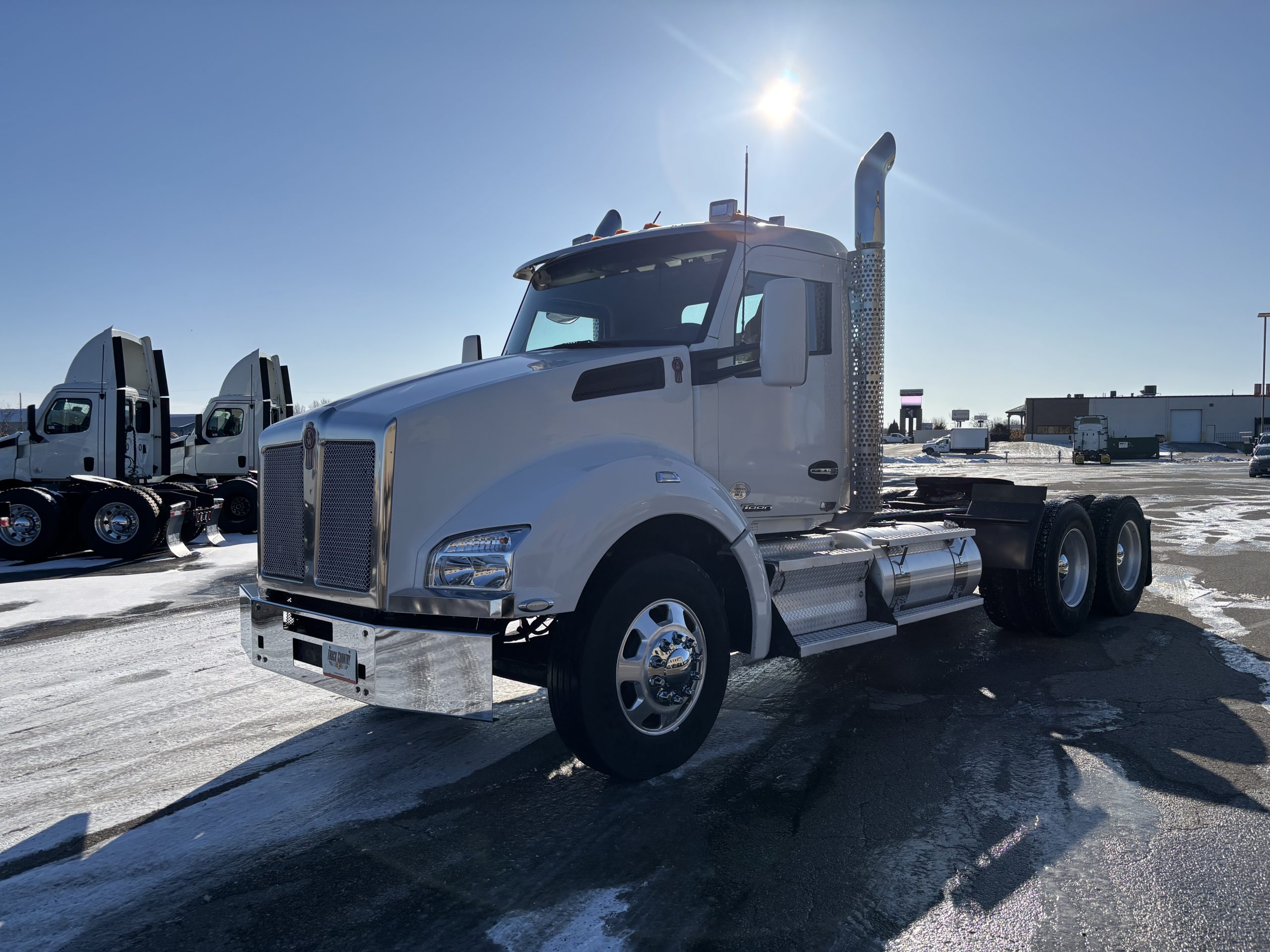 2019 Kenworth T880 2019 Kenworth T880 - image 1 of 6