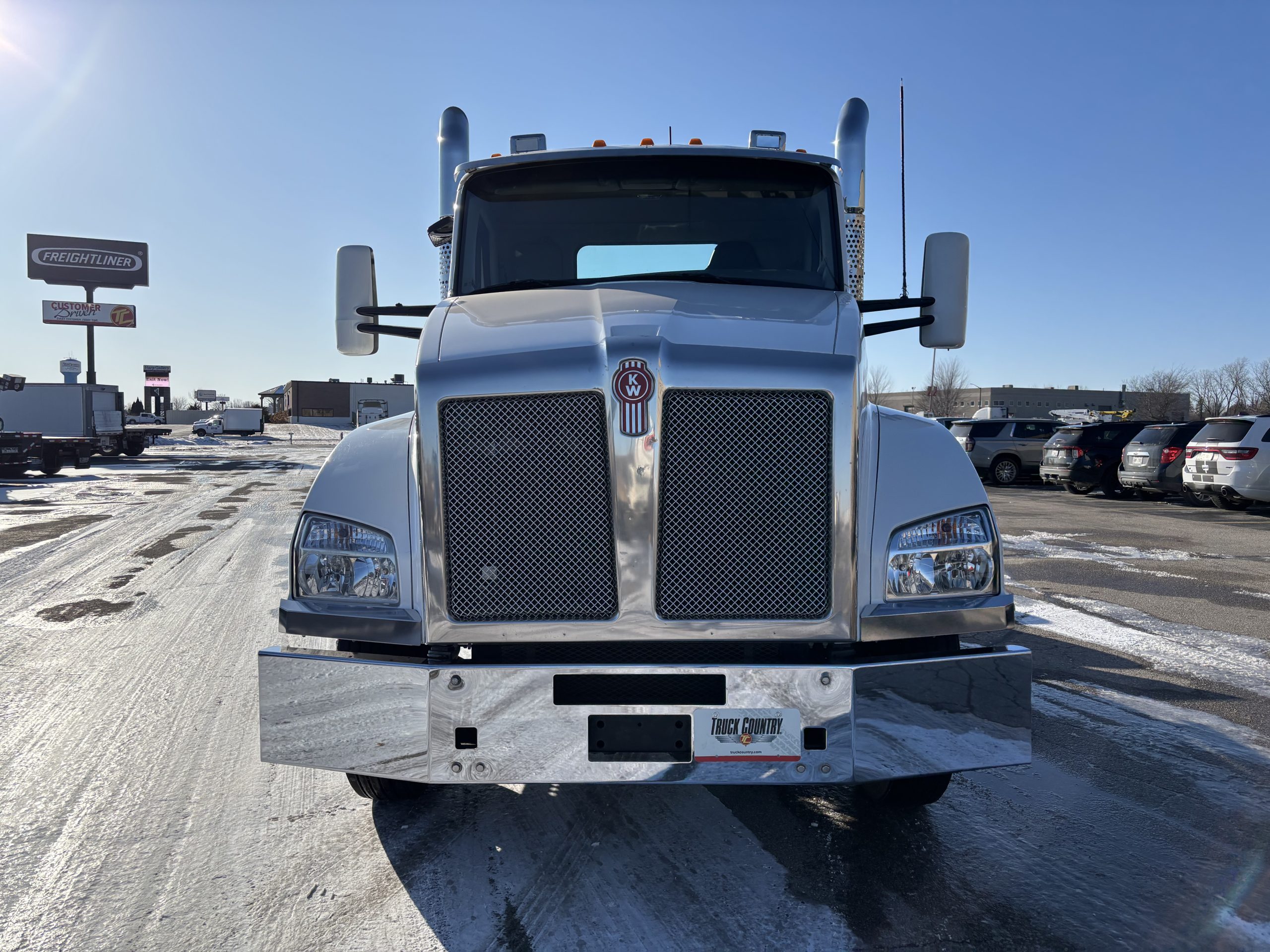 2019 Kenworth T880 2019 Kenworth T880 - image 2 of 6