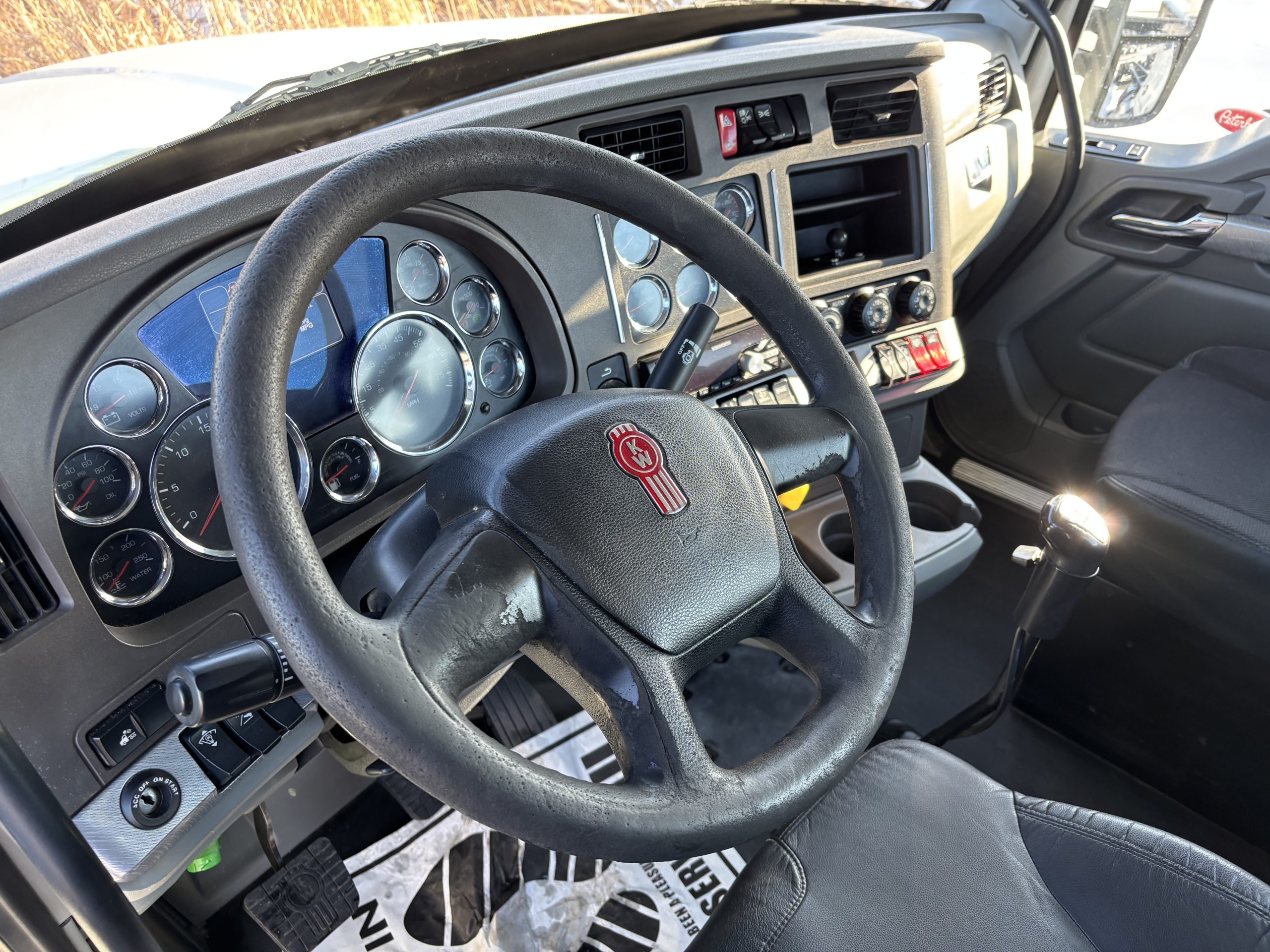 2019 Kenworth T880 2019 Kenworth T880 - image 4 of 6