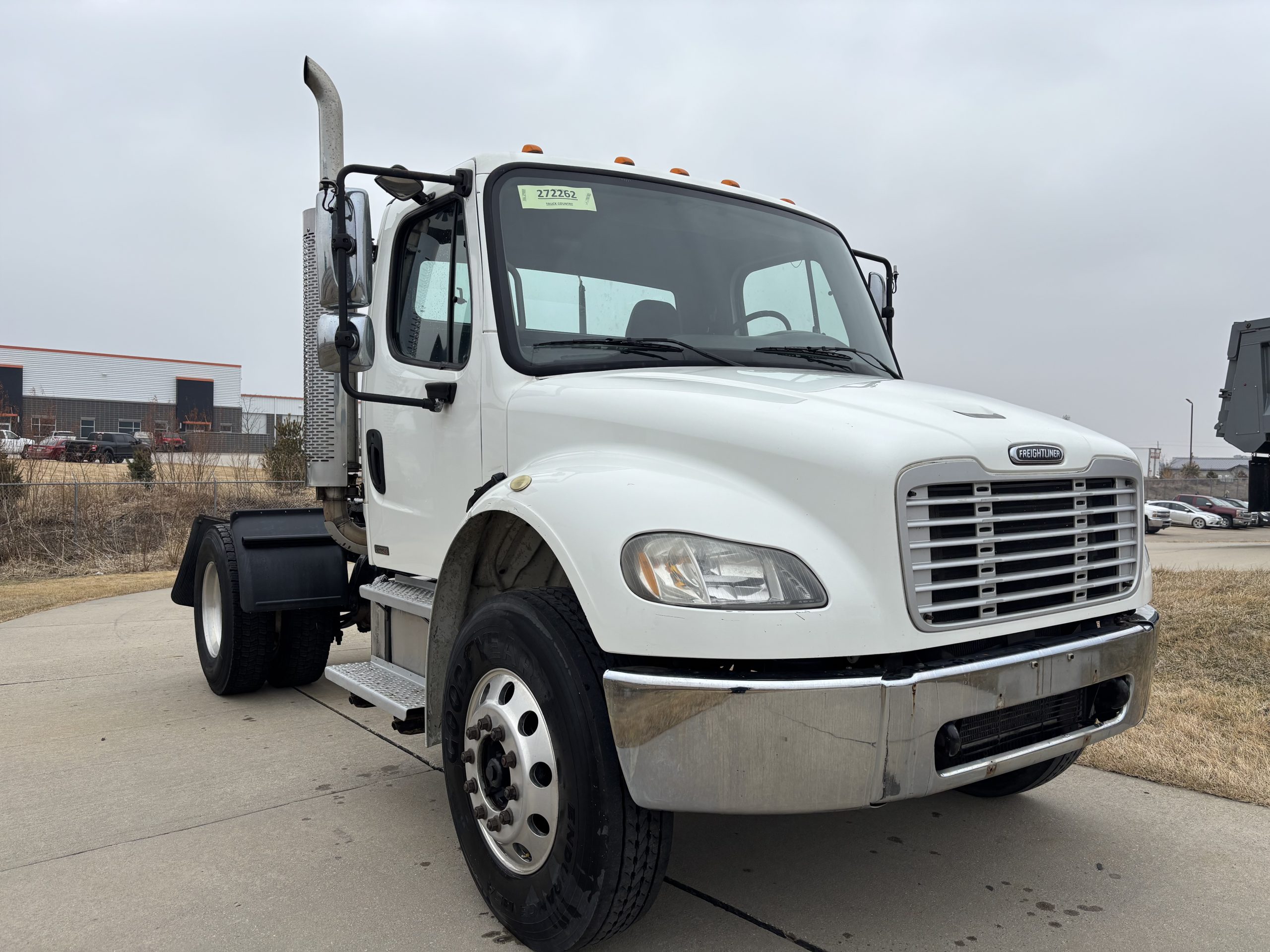 2007 Freightliner M2 106 2007 Freightliner M2 106 - image 3 of 6