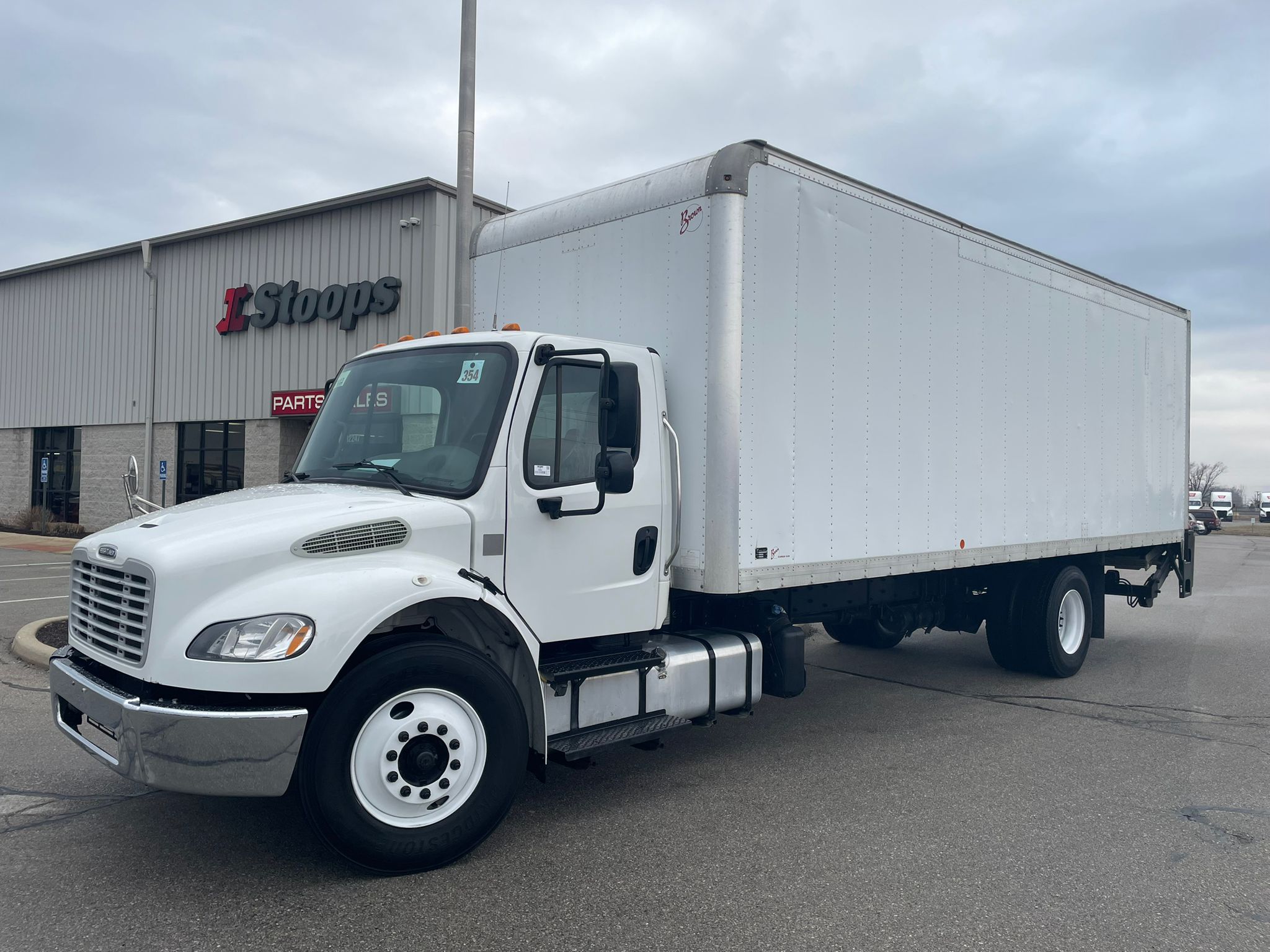 2021 Freightliner M2 106 2021 Freightliner M2 106 - image 1 of 6