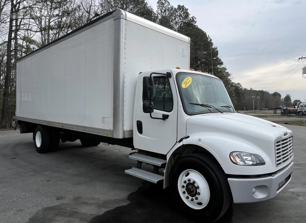 2022 Freightliner M2 106 2022 Freightliner M2 106 - image 3 of 6
