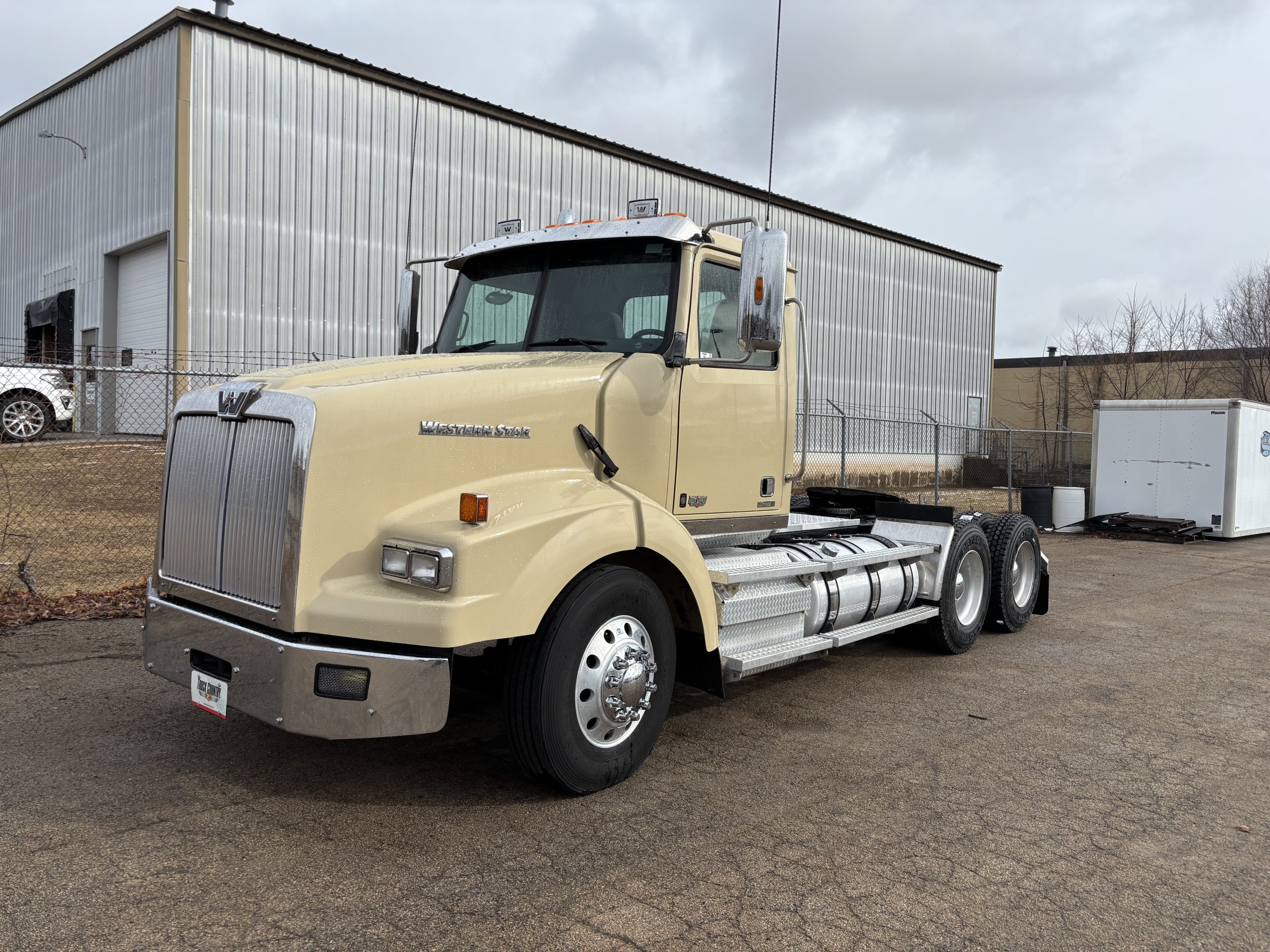 2020 Western Star 4900SA 068Rf00000bgxjM 2020 Western Star 4900SA 068Rf00000bgxjM