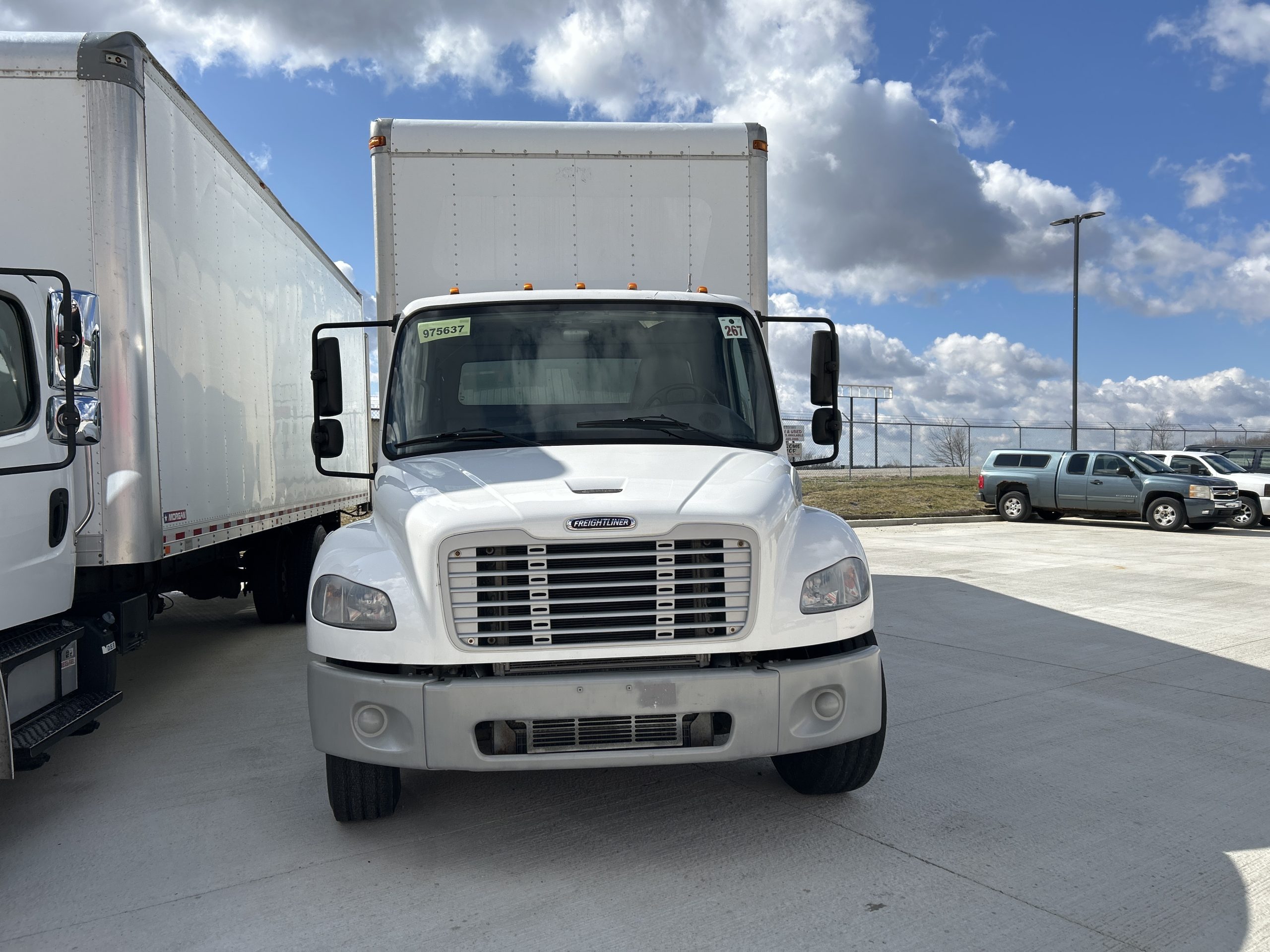 2018 Freightliner M2 106 2018 Freightliner M2 106 - image 2 of 6
