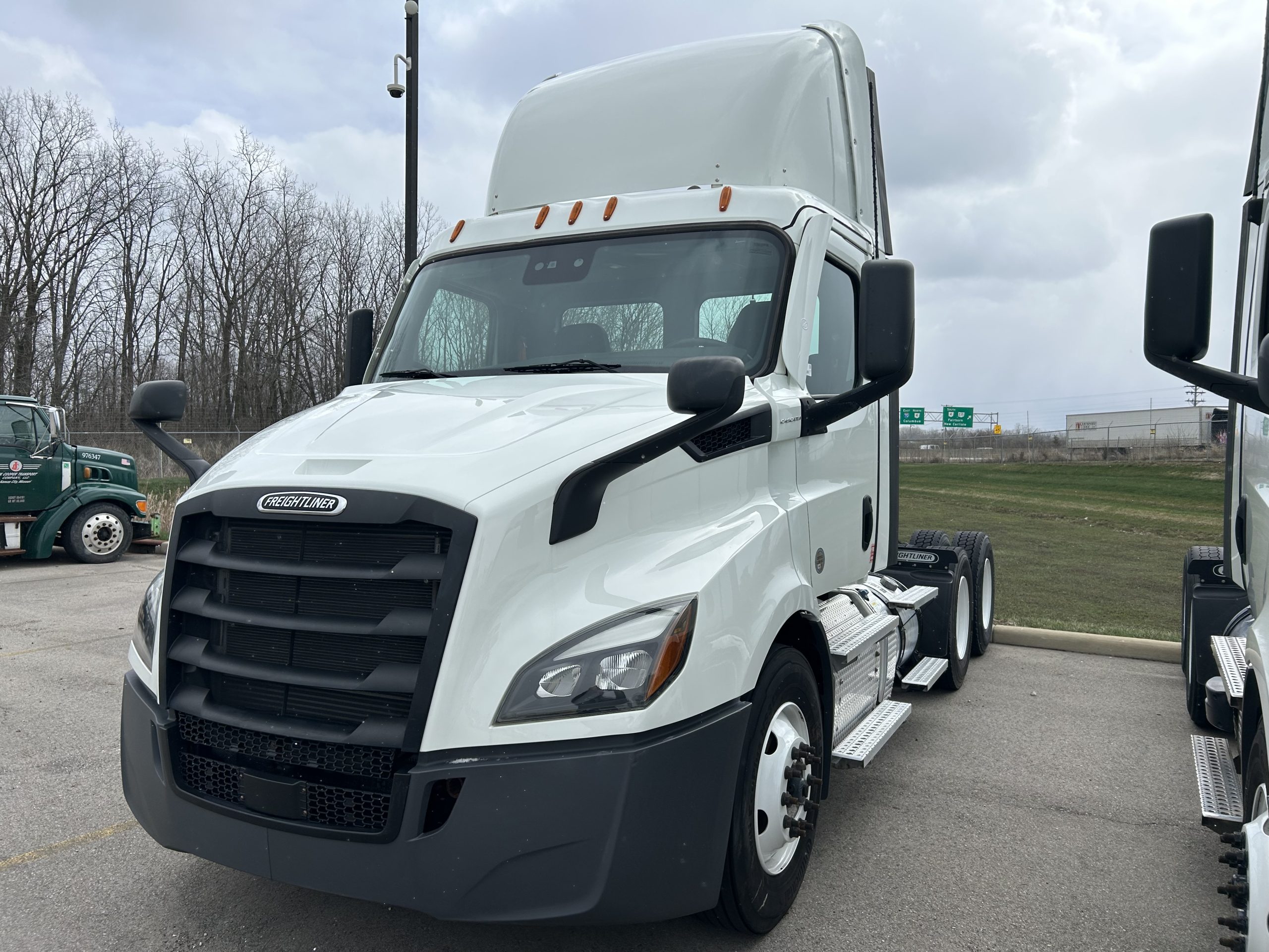 2021 Freightliner PE116DC 2021 Freightliner PE116DC - image 1 of 1