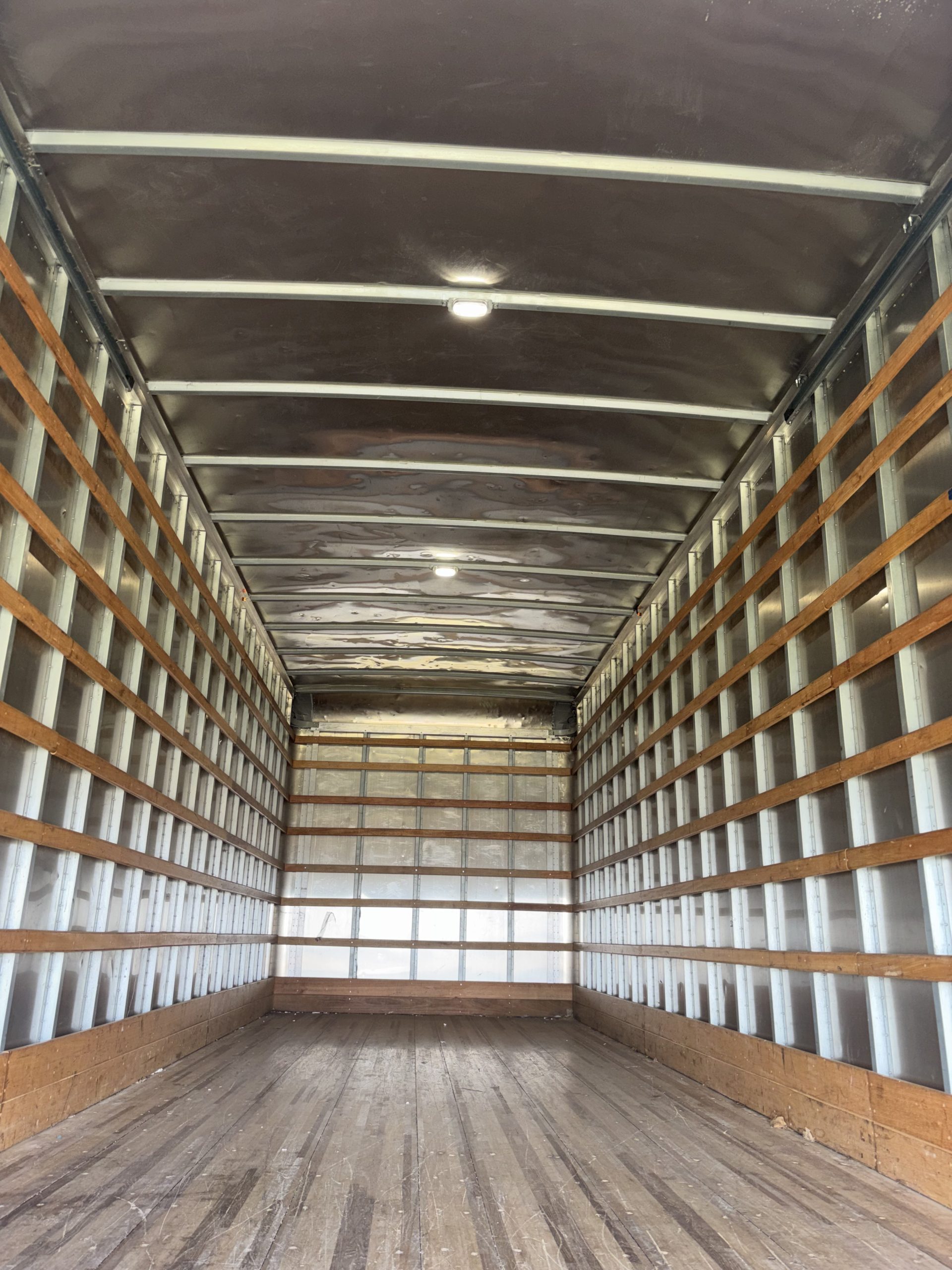 2020 Freightliner M2 106 2020 Freightliner M2 106 - image 4 of 6