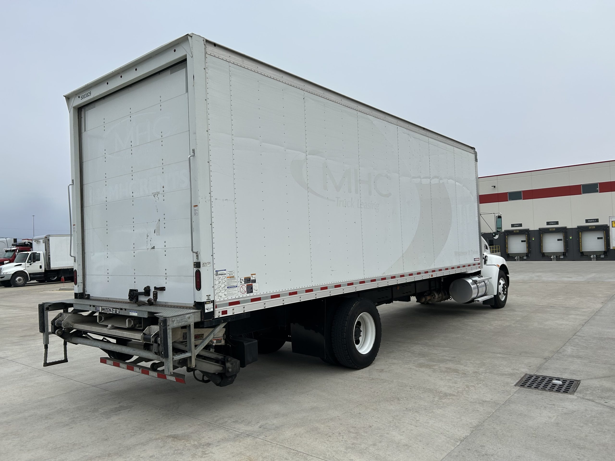 2022 Kenworth T270 - image 6 of 6