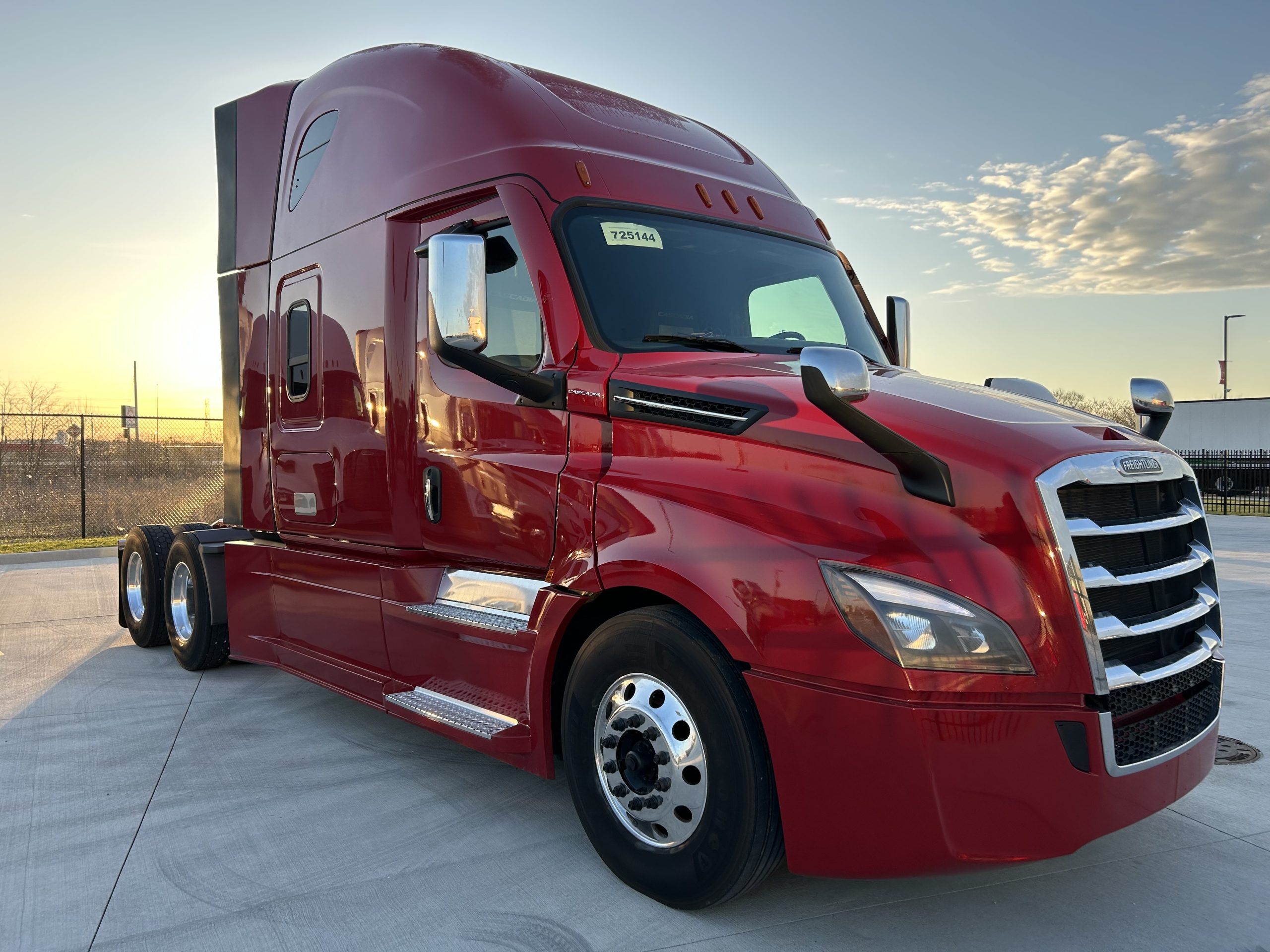 2023 Freightliner PT126SLP 2023 Freightliner PT126SLP - image 3 of 6