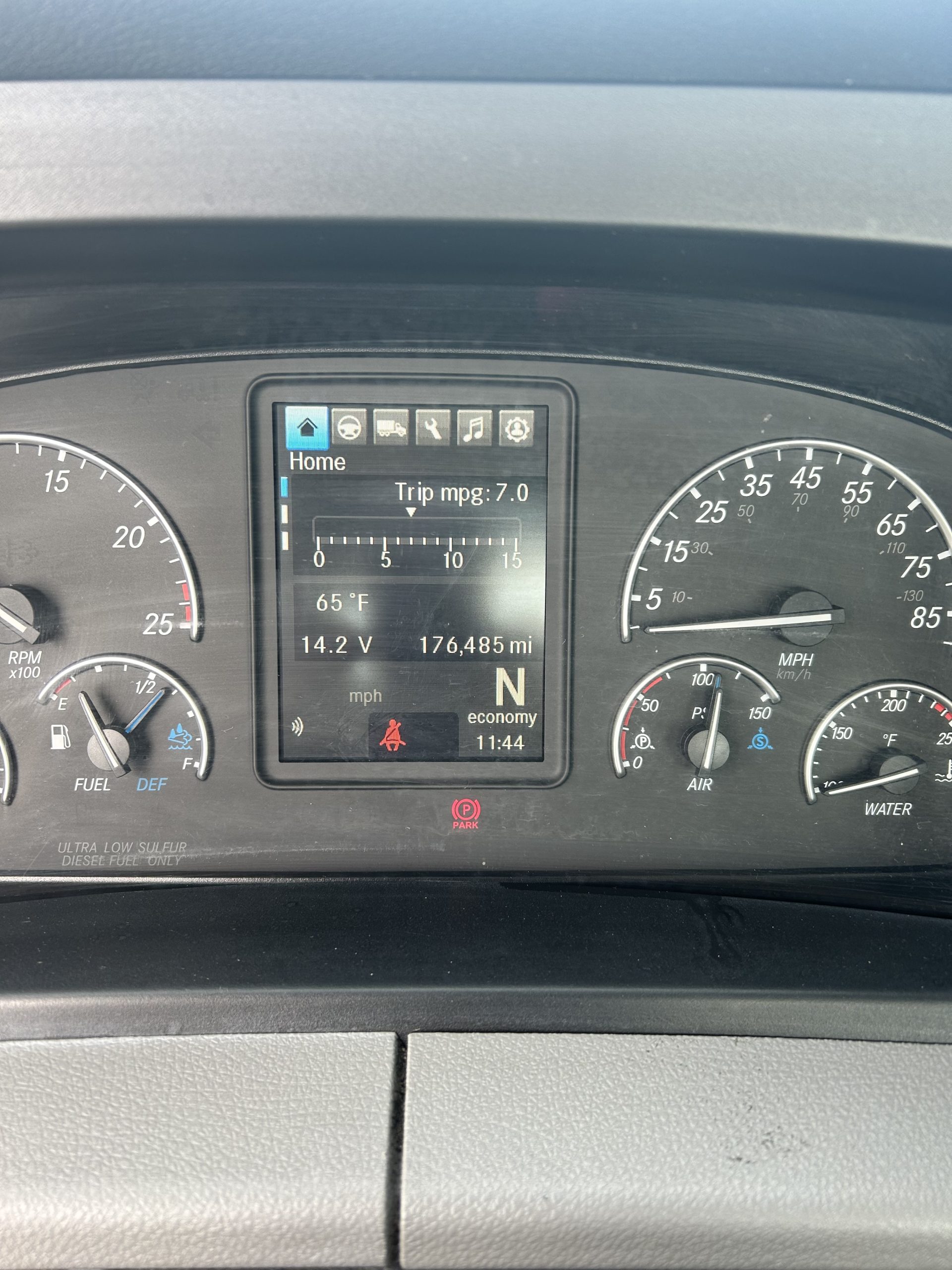 2021 Freightliner PE116DC 2021 Freightliner PE116DC - image 5 of 6