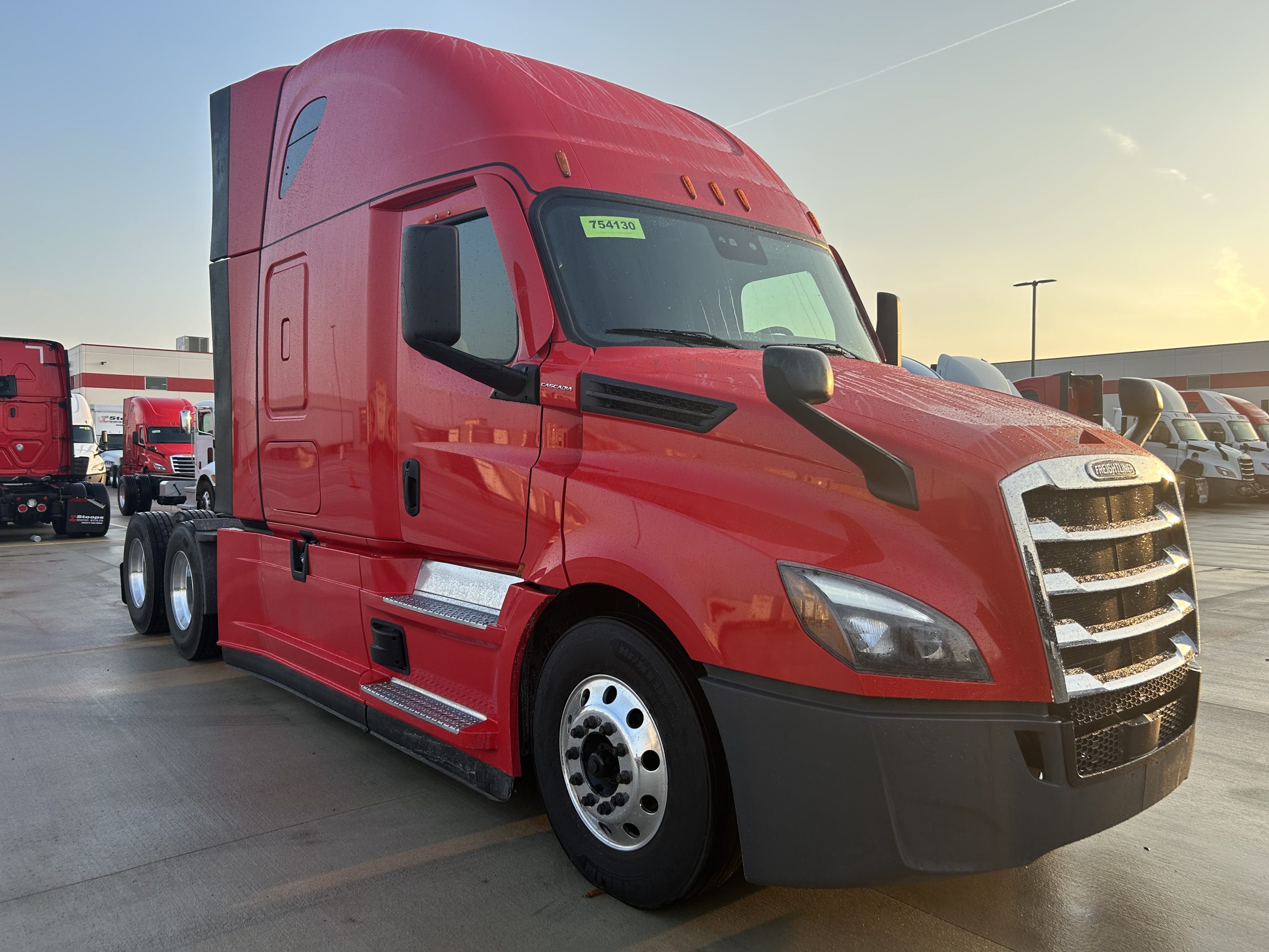 2023 Freightliner PT126SLP 2023 Freightliner PT126SLP - image 3 of 6