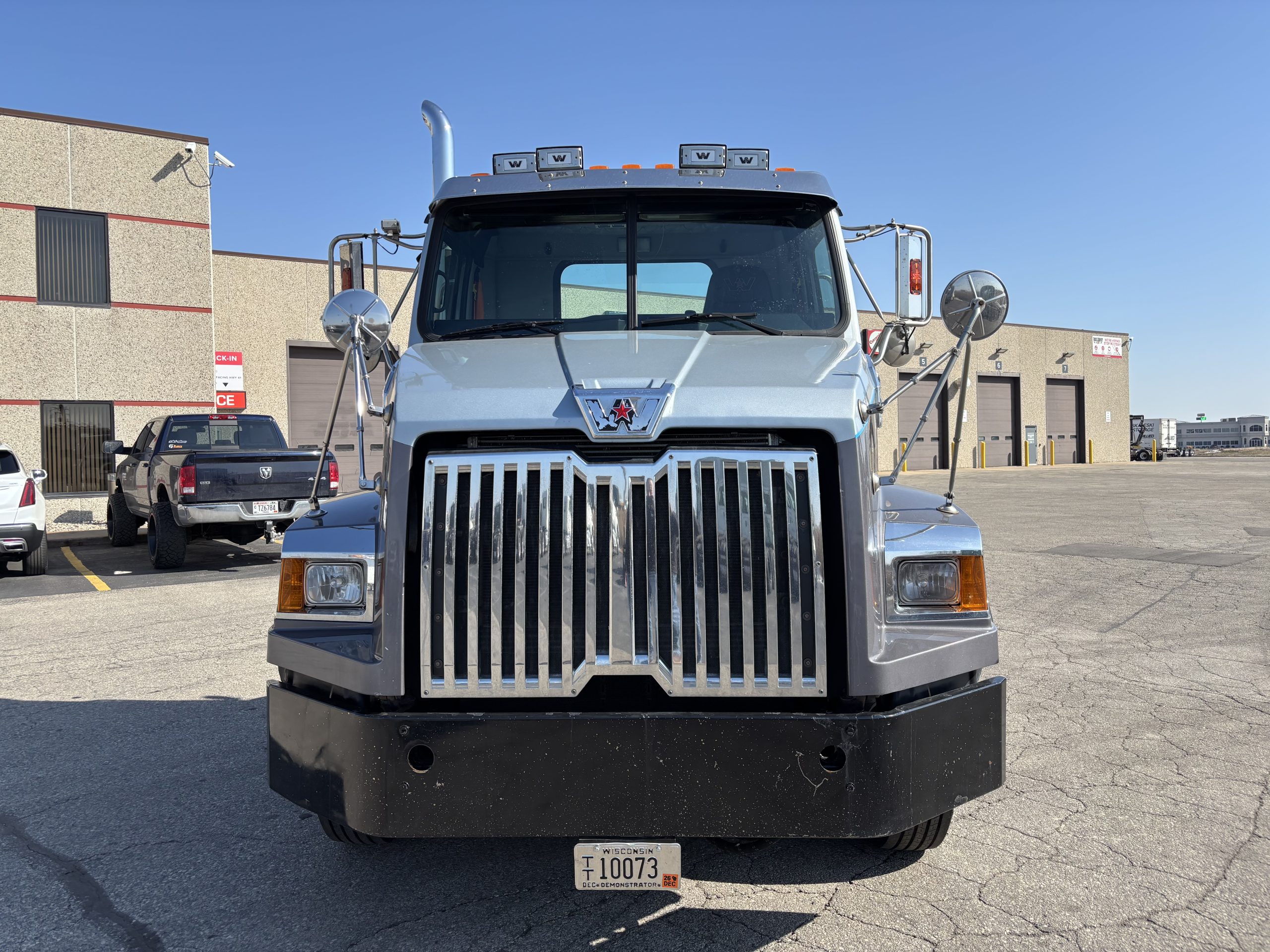 2021 Western Star 4700SB 2021 Western Star 4700SB - image 2 of 6