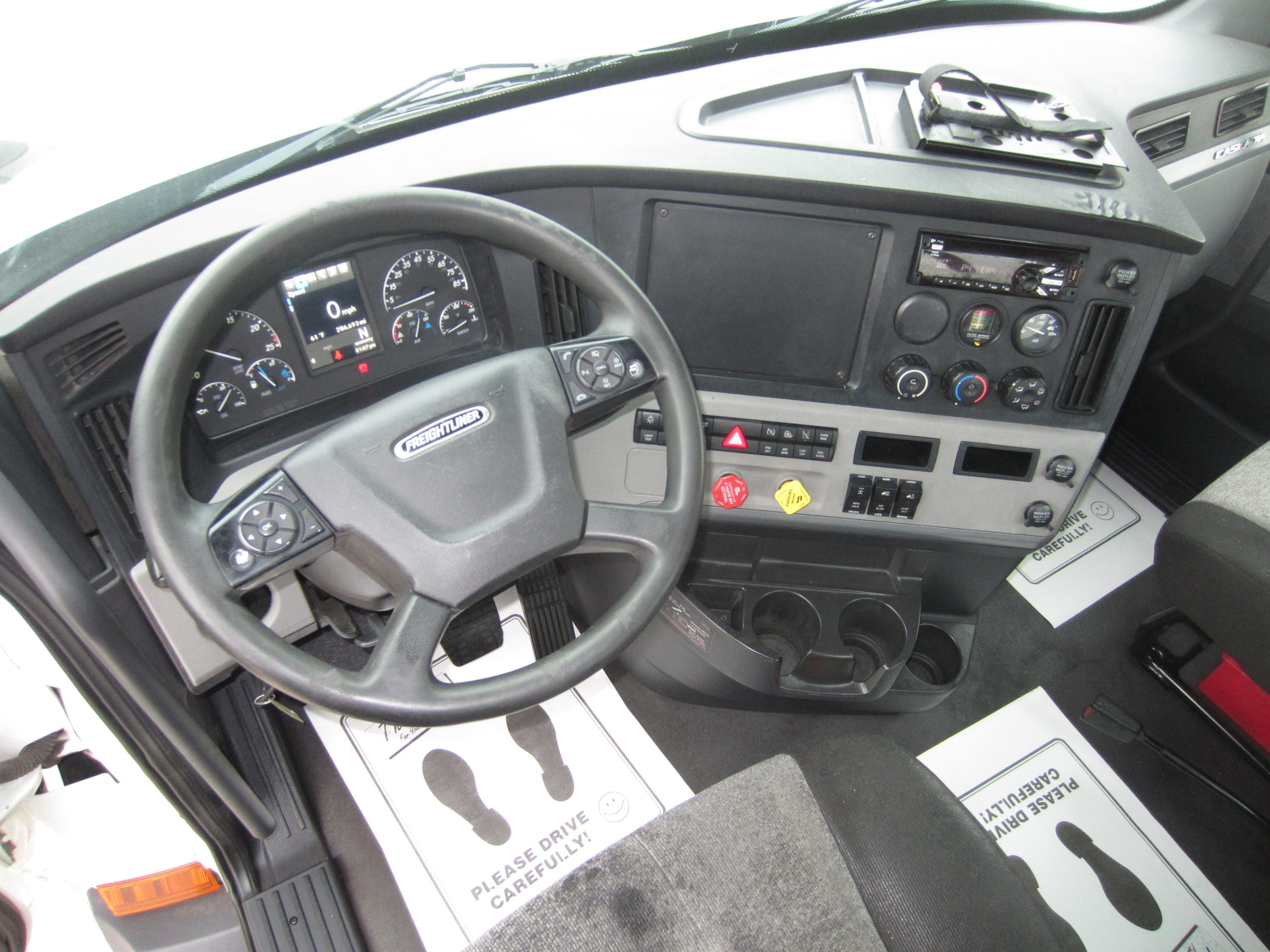 2021 Freightliner PE116DC 2021 Freightliner PE116DC - image 5 of 6