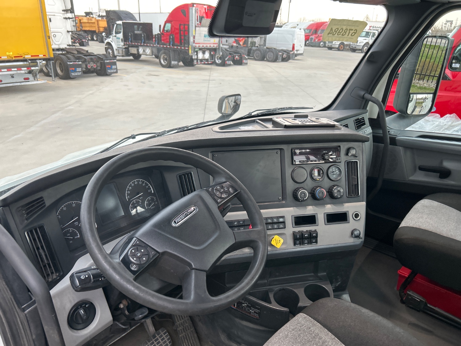 2021 Freightliner PE116DC 2021 Freightliner PE116DC - image 5 of 5