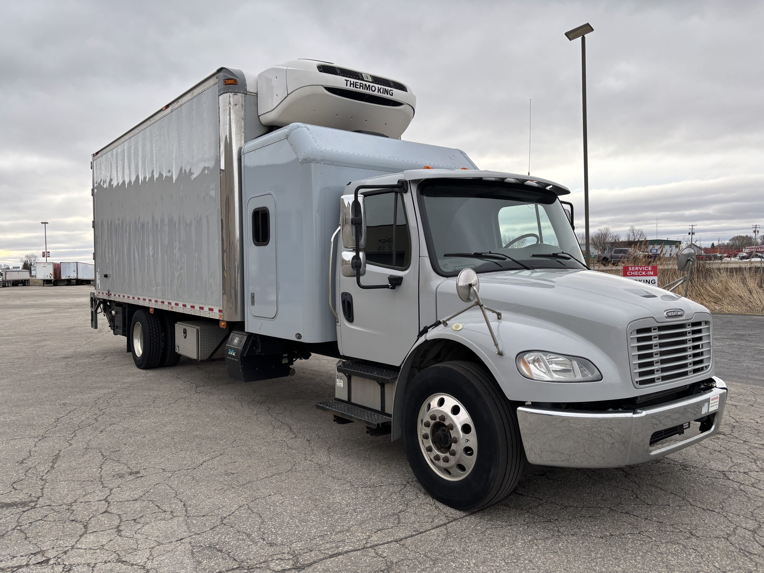 2019 Freightliner M260 2019 Freightliner M260 - image 3 of 6
