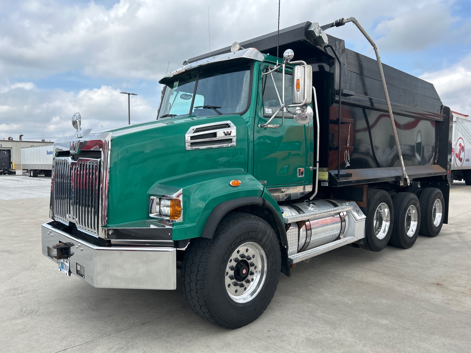 2021 Western Star 4700SB 2021 Western Star 4700SB - image 1 of 5