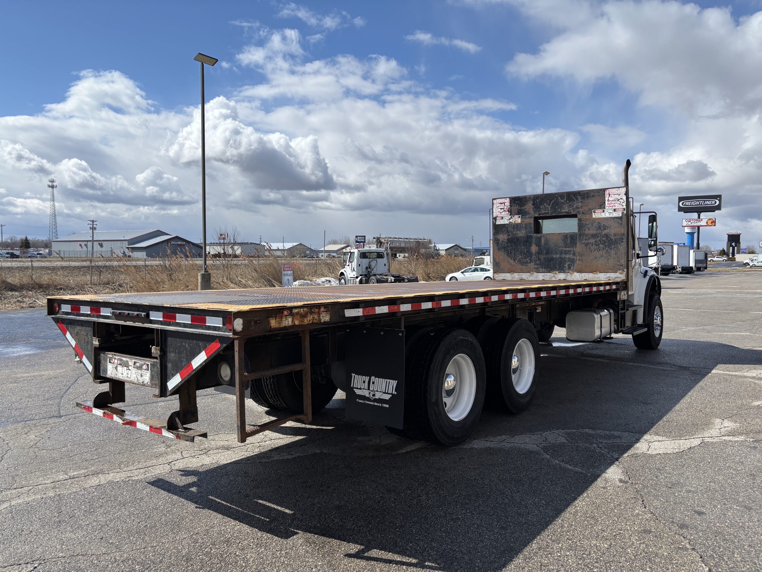 2015 Freightliner M280 2015 Freightliner M280 - image 6 of 6