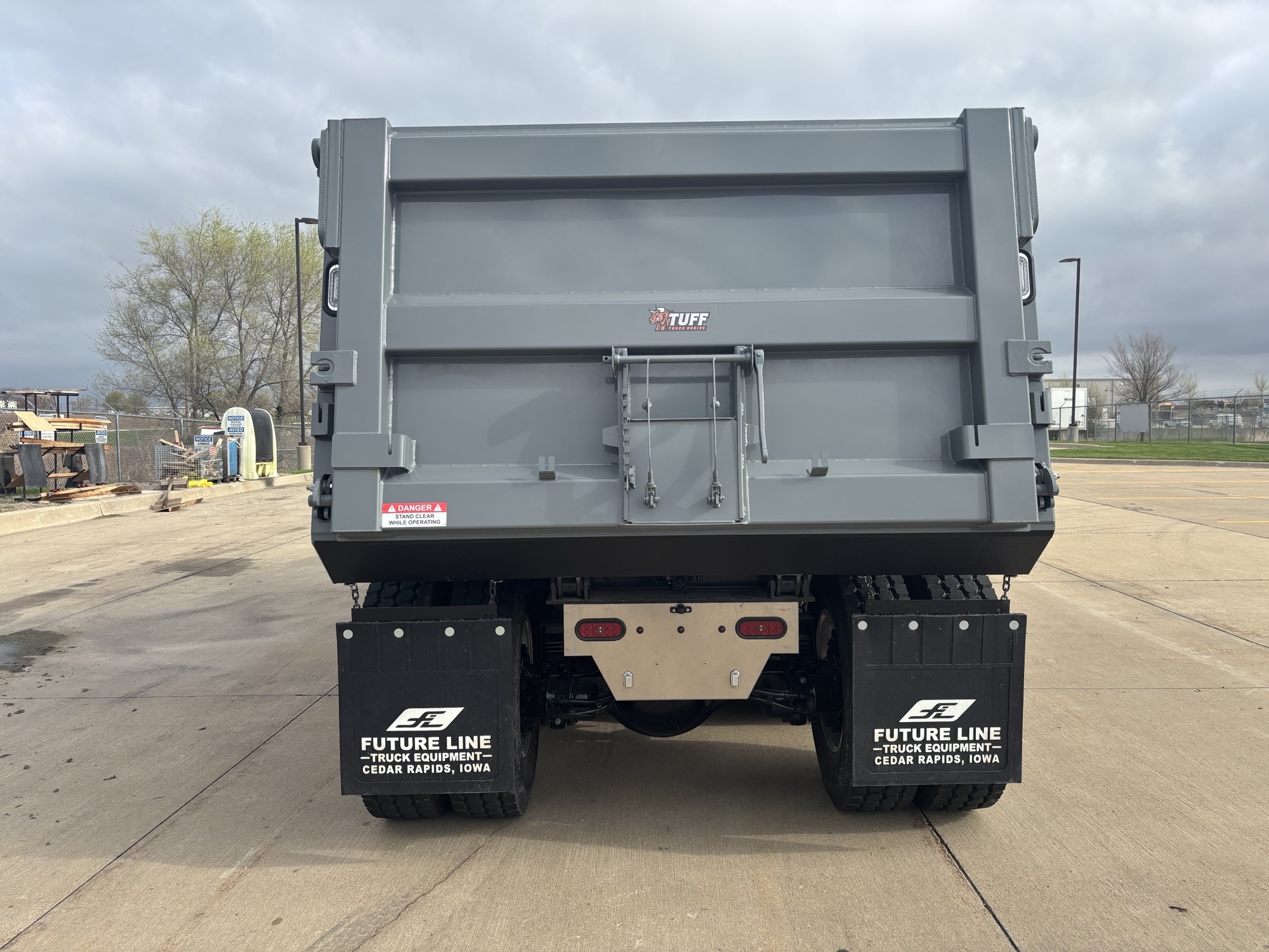 2027 Western Star 49X 2027 Western Star 49X - image 4 of 6