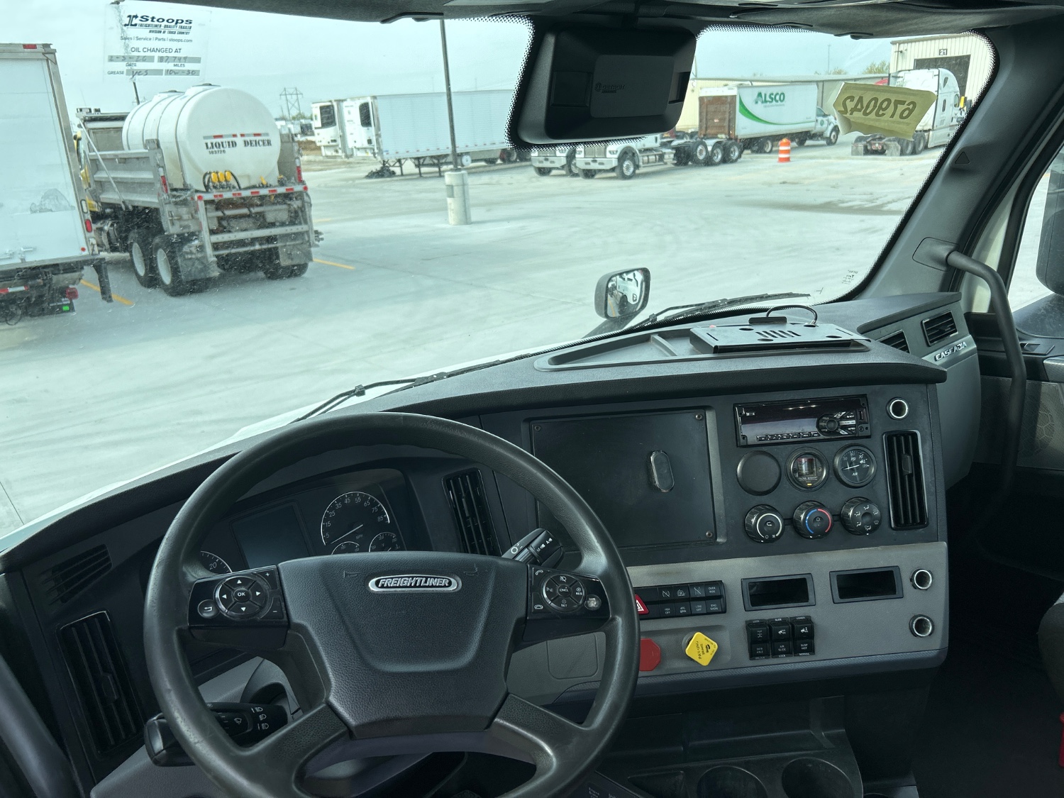2021 Freightliner PE116DC 2021 Freightliner PE116DC - image 5 of 5