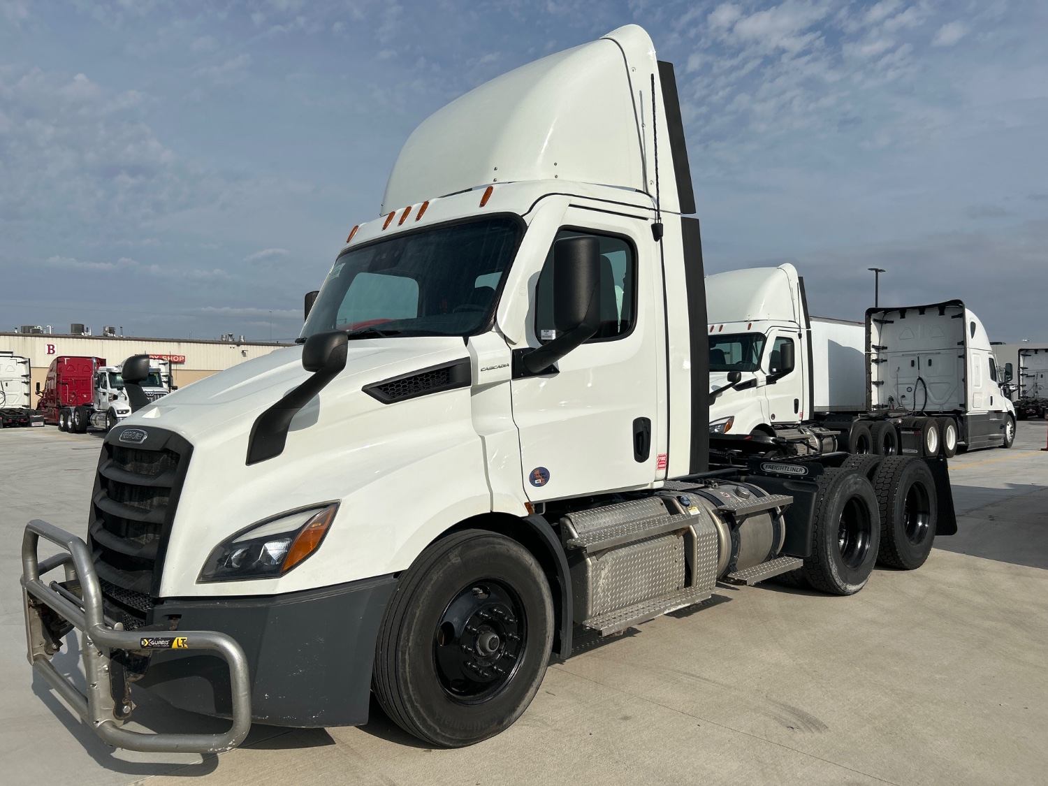 2021 Freightliner PE116DC 2021 Freightliner PE116DC - image 1 of 5