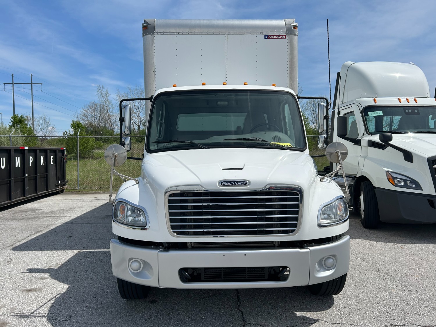 2019 Freightliner M2 106 2019 Freightliner M2 106 - image 2 of 6