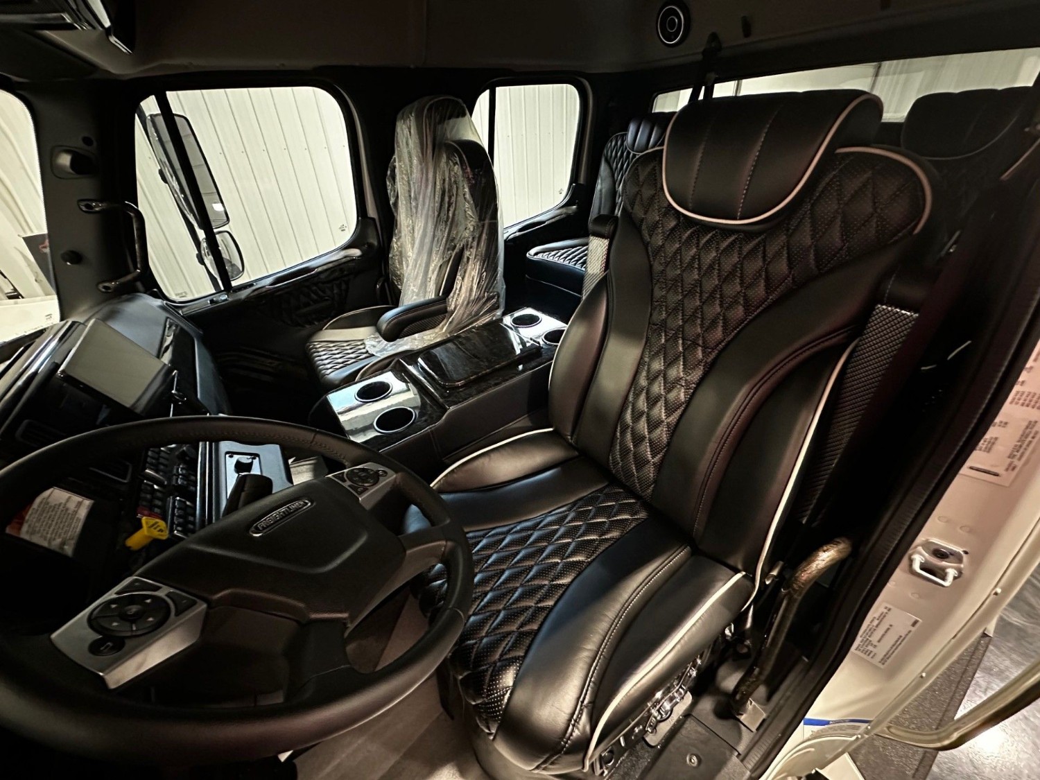 2026 Freightliner M2 106+ 068Rf00000dnste 2026 Freightliner M2 106+ 068Rf00000dnste