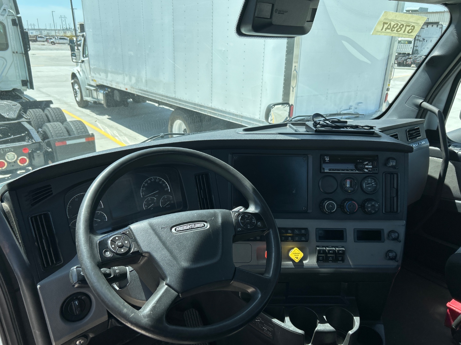 2021 Freightliner PE116DC 2021 Freightliner PE116DC - image 5 of 5