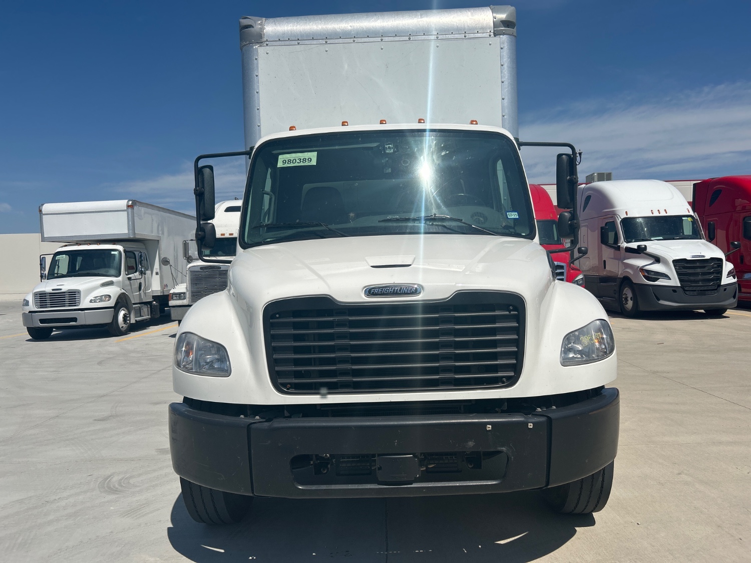 2022 Freightliner M2 106 2022 Freightliner M2 106 - image 5 of 6