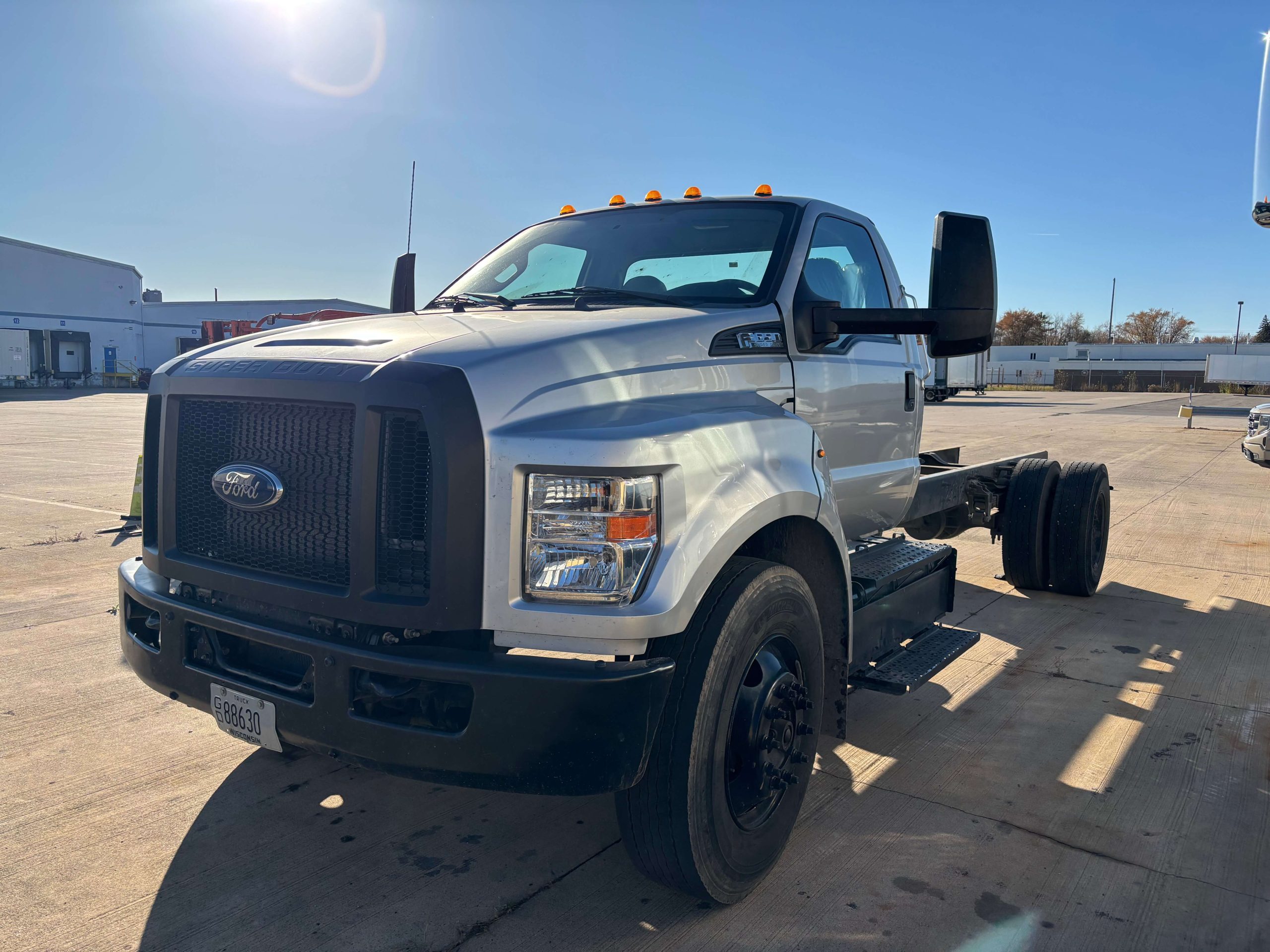 2022 Ford F650 2022 Ford F650 - image 1 of 6