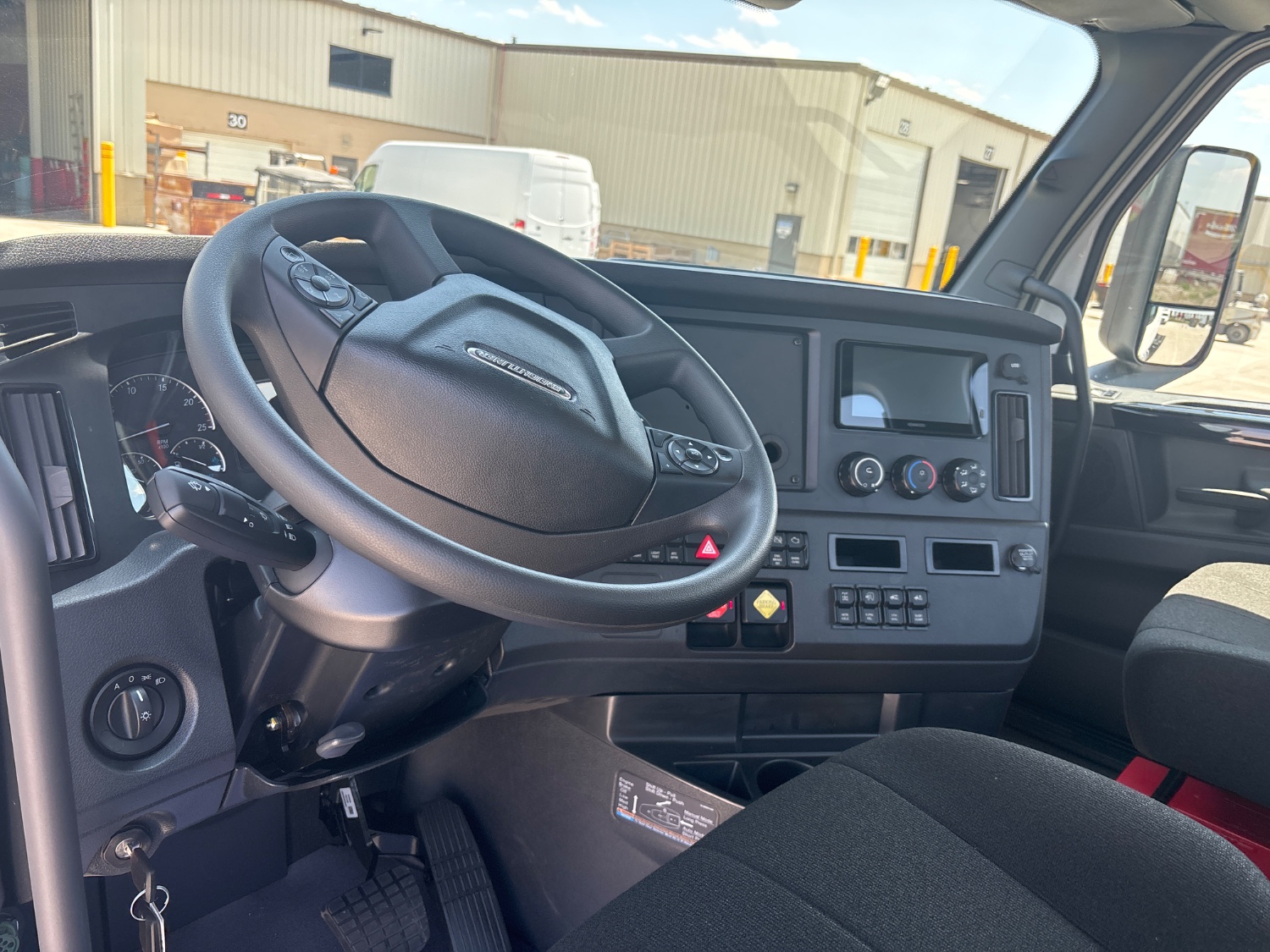 2027 Freightliner PG116DC 2027 Freightliner PG116DC - image 5 of 6