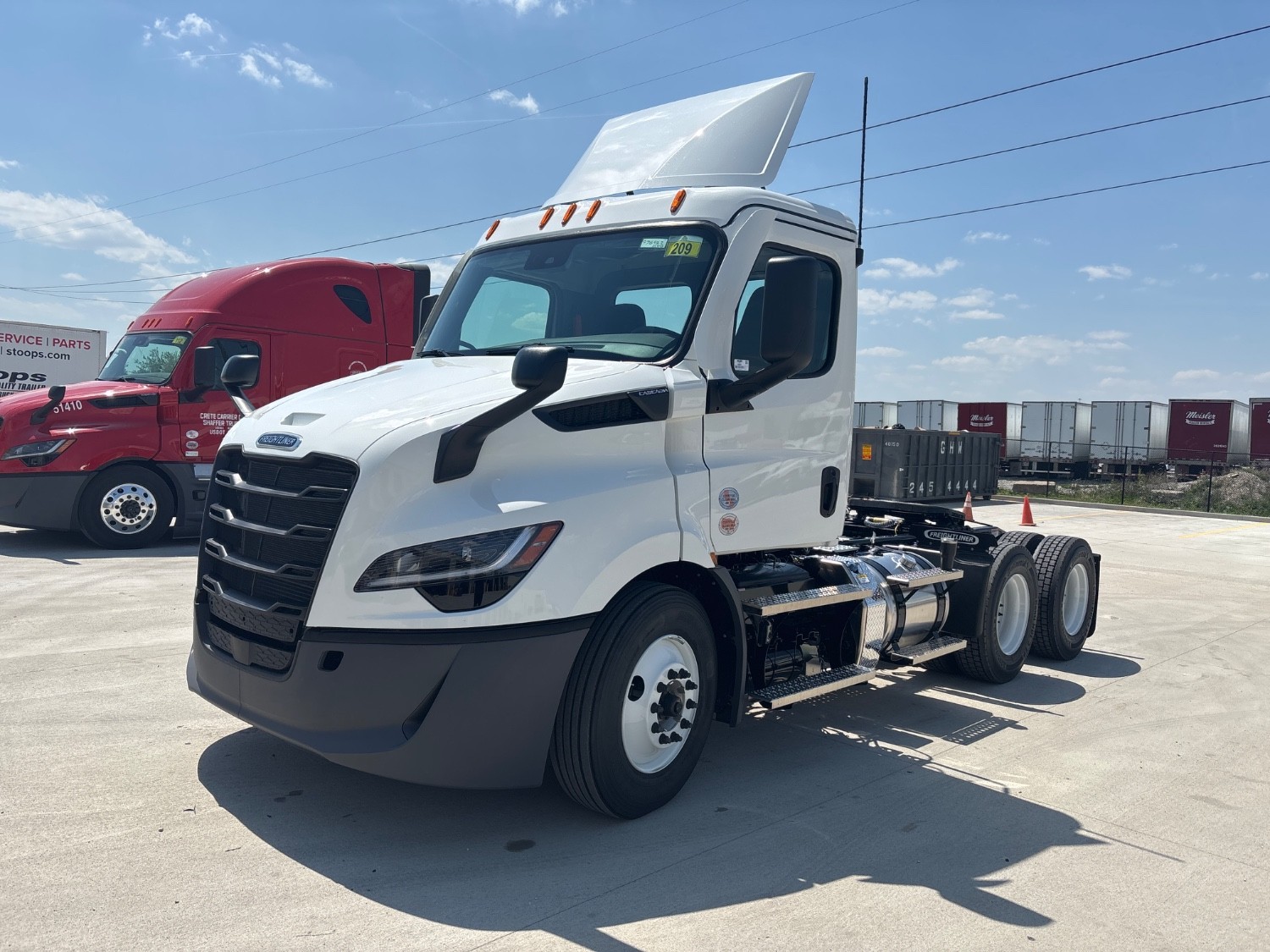 2027 Freightliner PG116DC 2027 Freightliner PG116DC - image 1 of 6