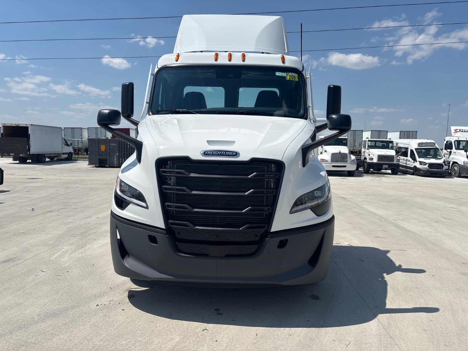 2027 Freightliner PG116DC 2027 Freightliner PG116DC - image 2 of 6