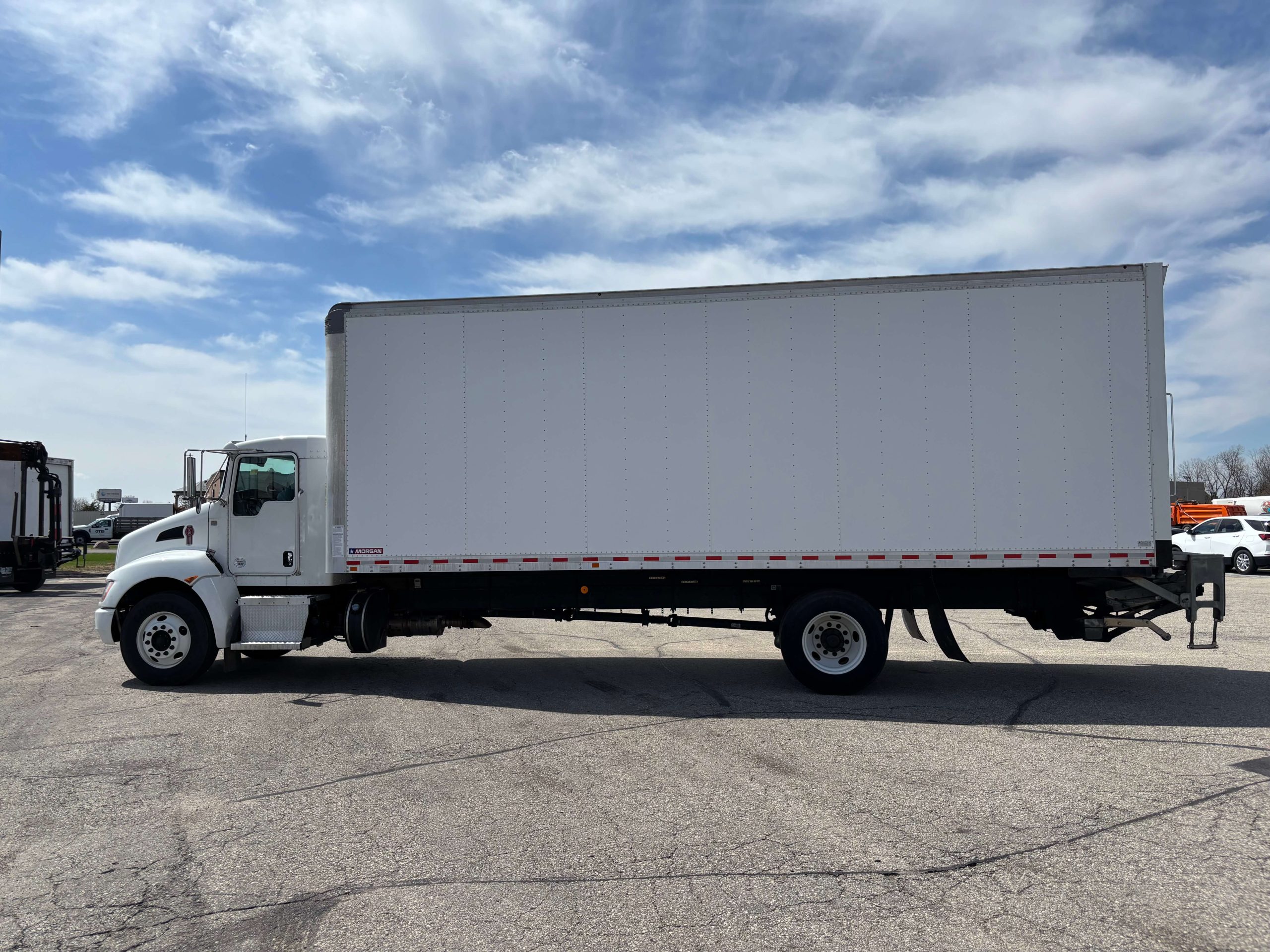 2022 Kenworth T270 2022 Kenworth T270 - image 4 of 5