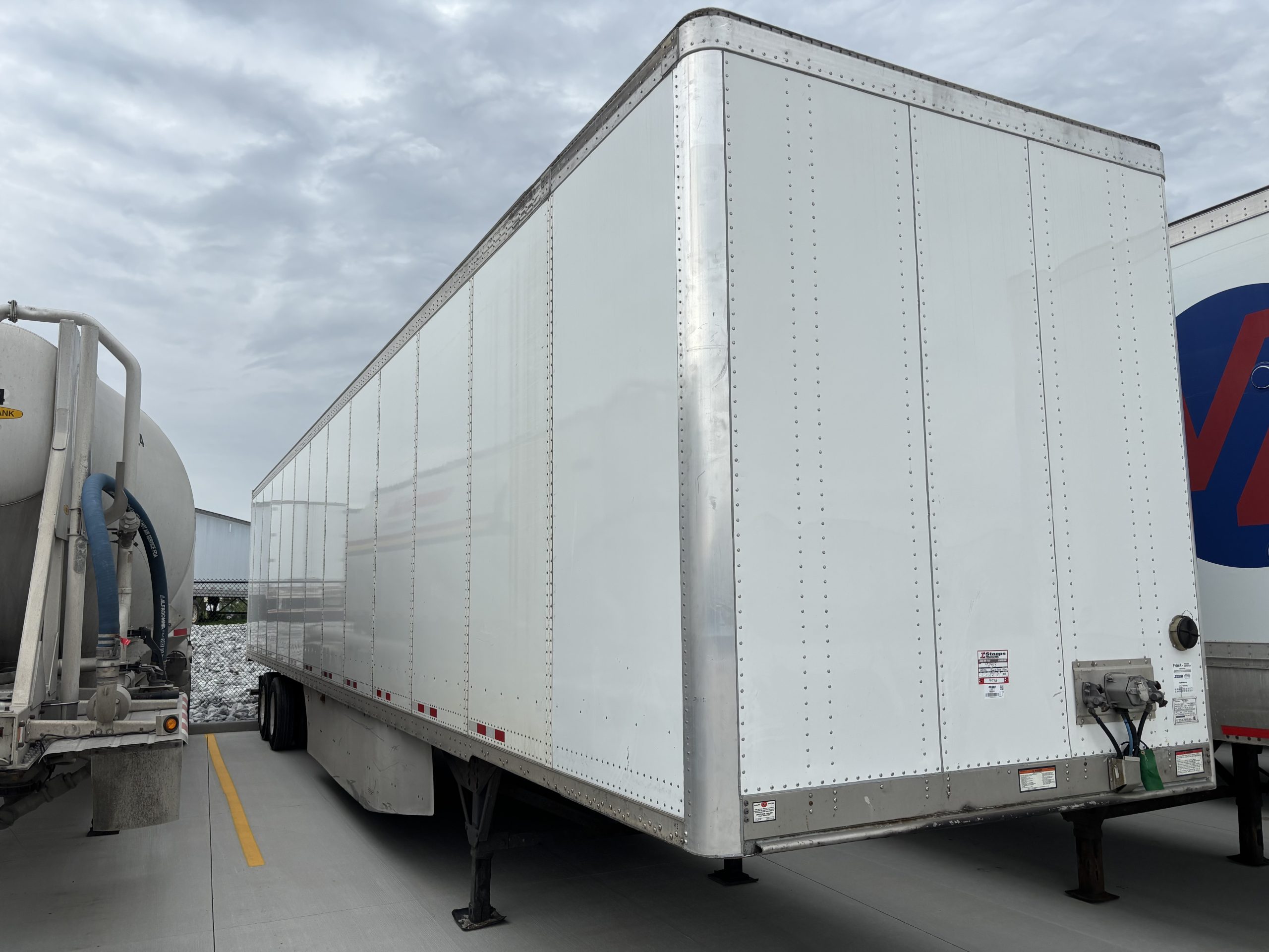 2022 Great Dane COMPOSITE 2022 Great Dane COMPOSITE - image 2 of 6