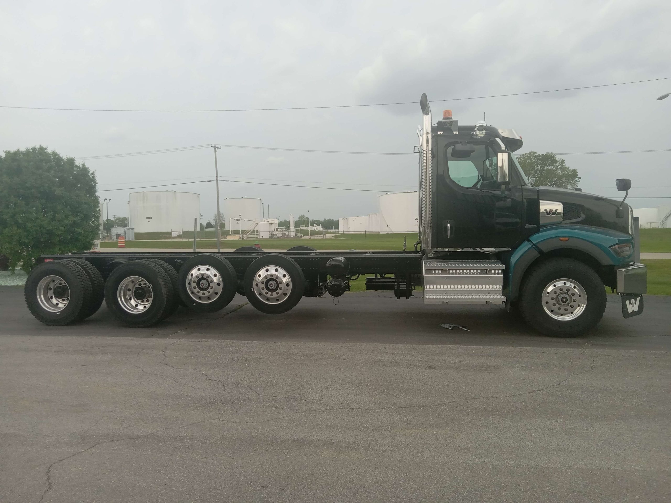 2025 Western Star 49X 2025 Western Star 49X - image 6 of 6